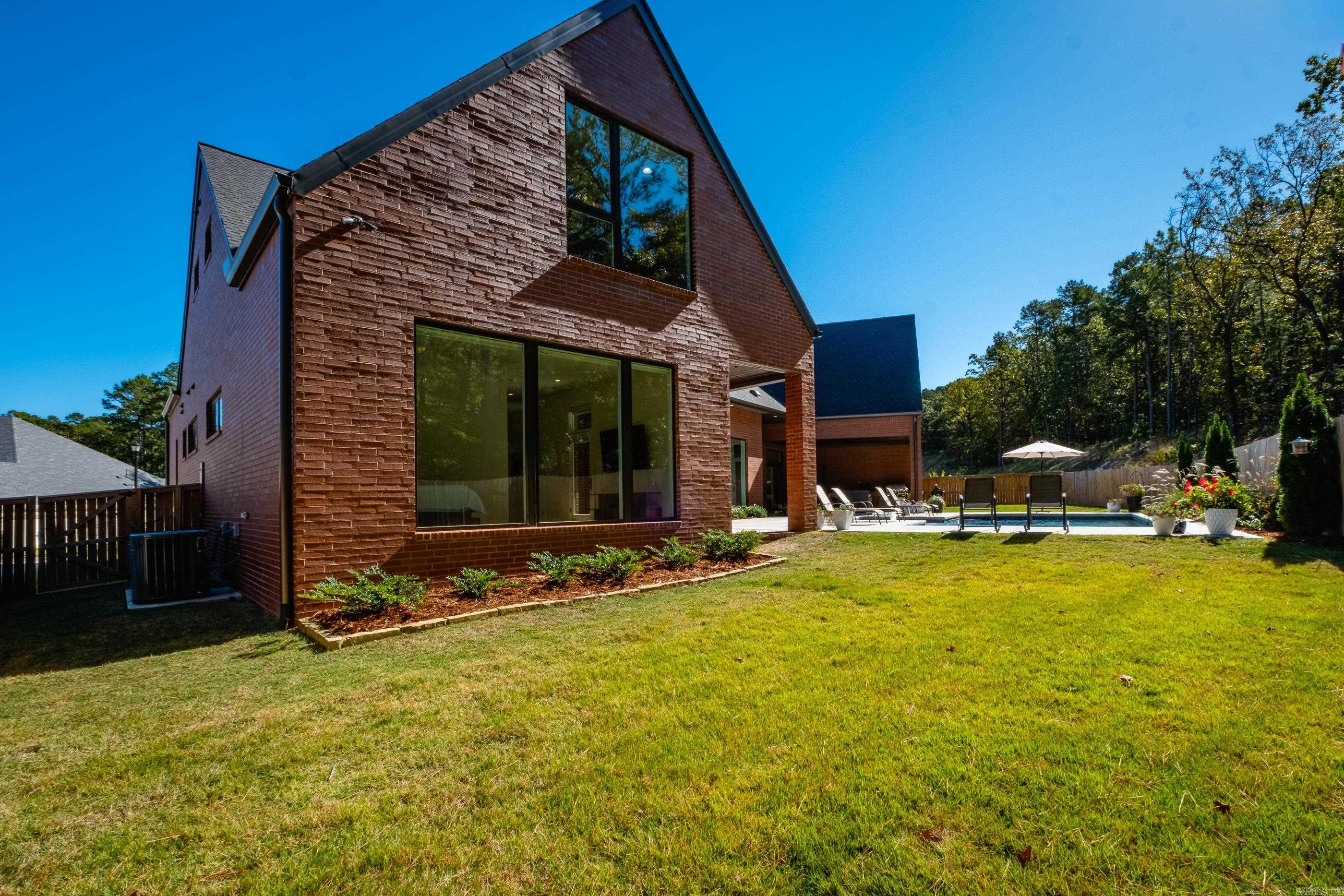 212 Abington Circle Little Rock, AR 72223