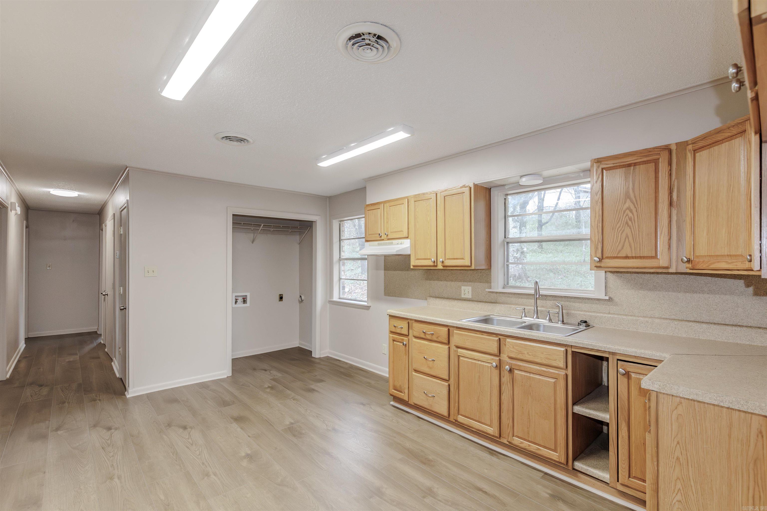 118 E Valley  Perryville, AR