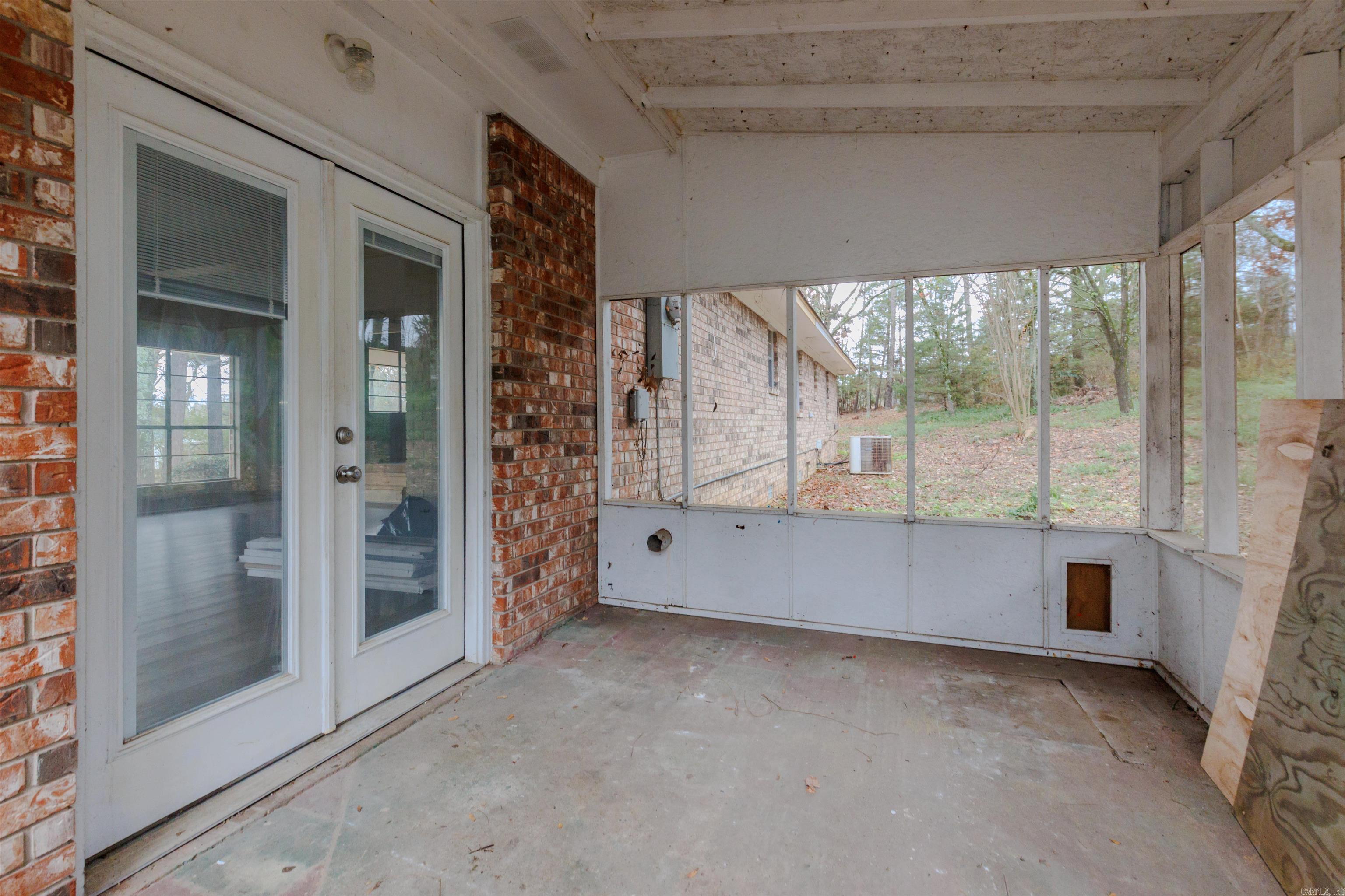 118 E Valley Street Perryville, AR 72126