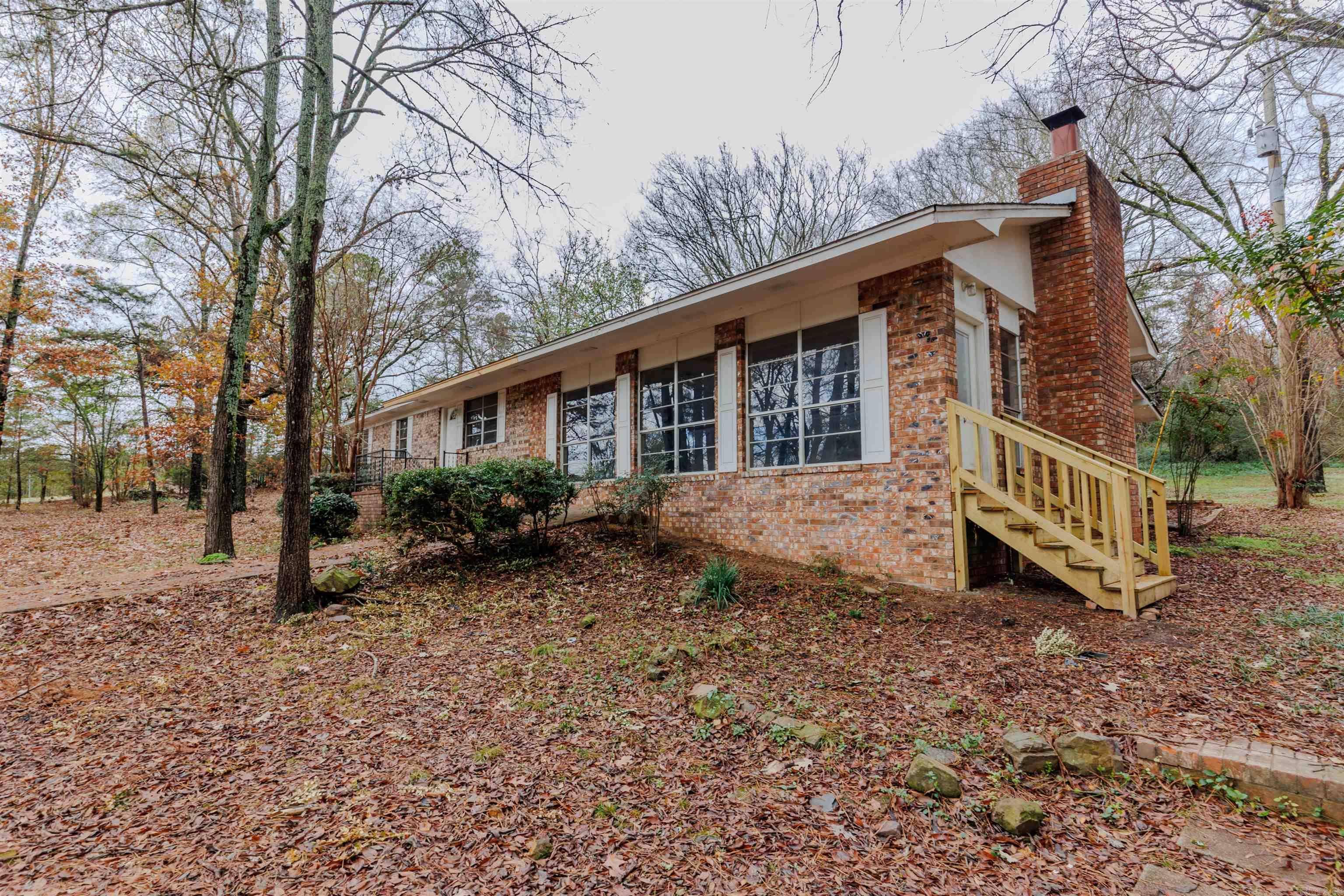 118 E Valley Street Perryville, AR 72126