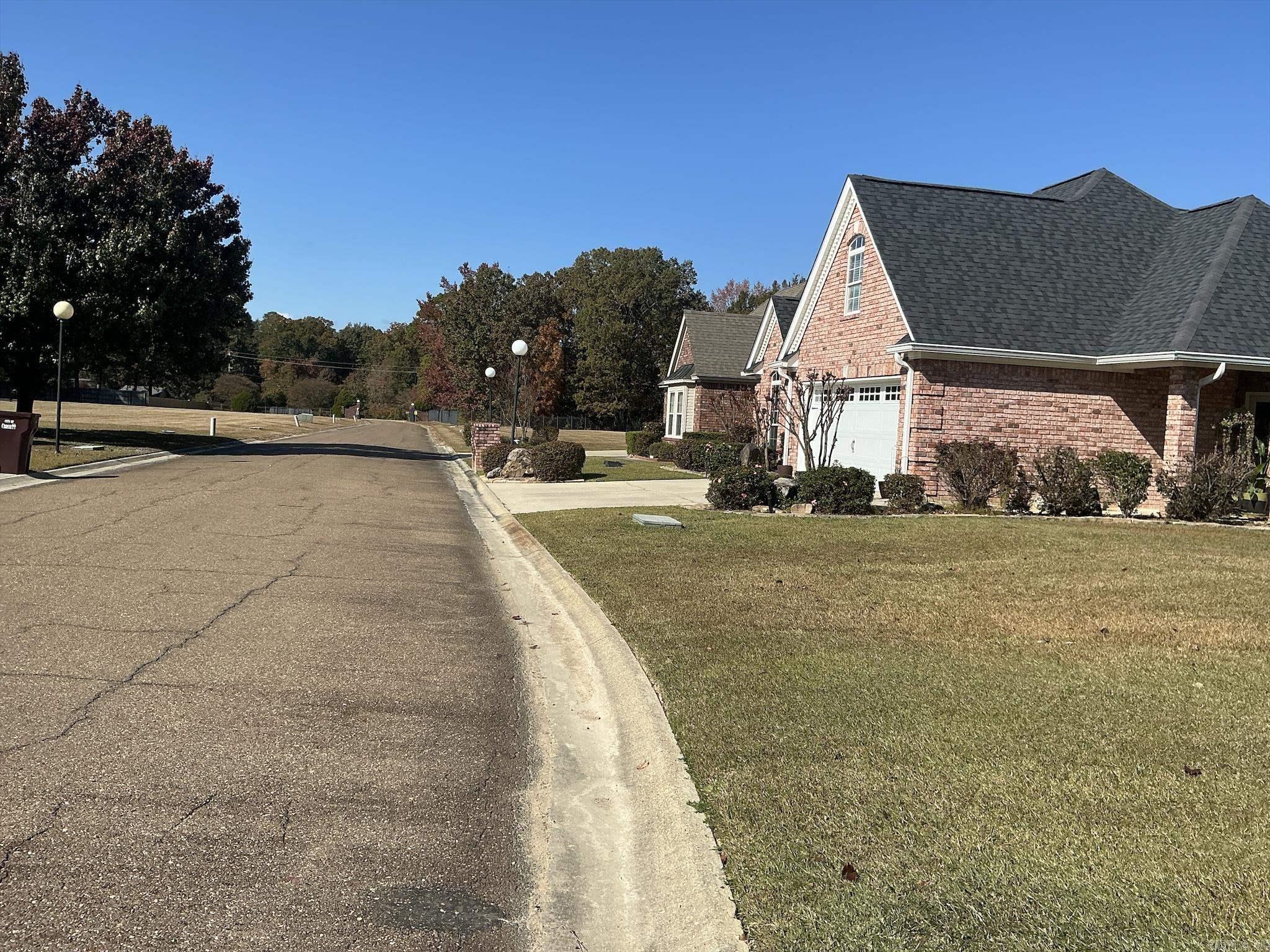 205 Stonegate  Crossett, AR