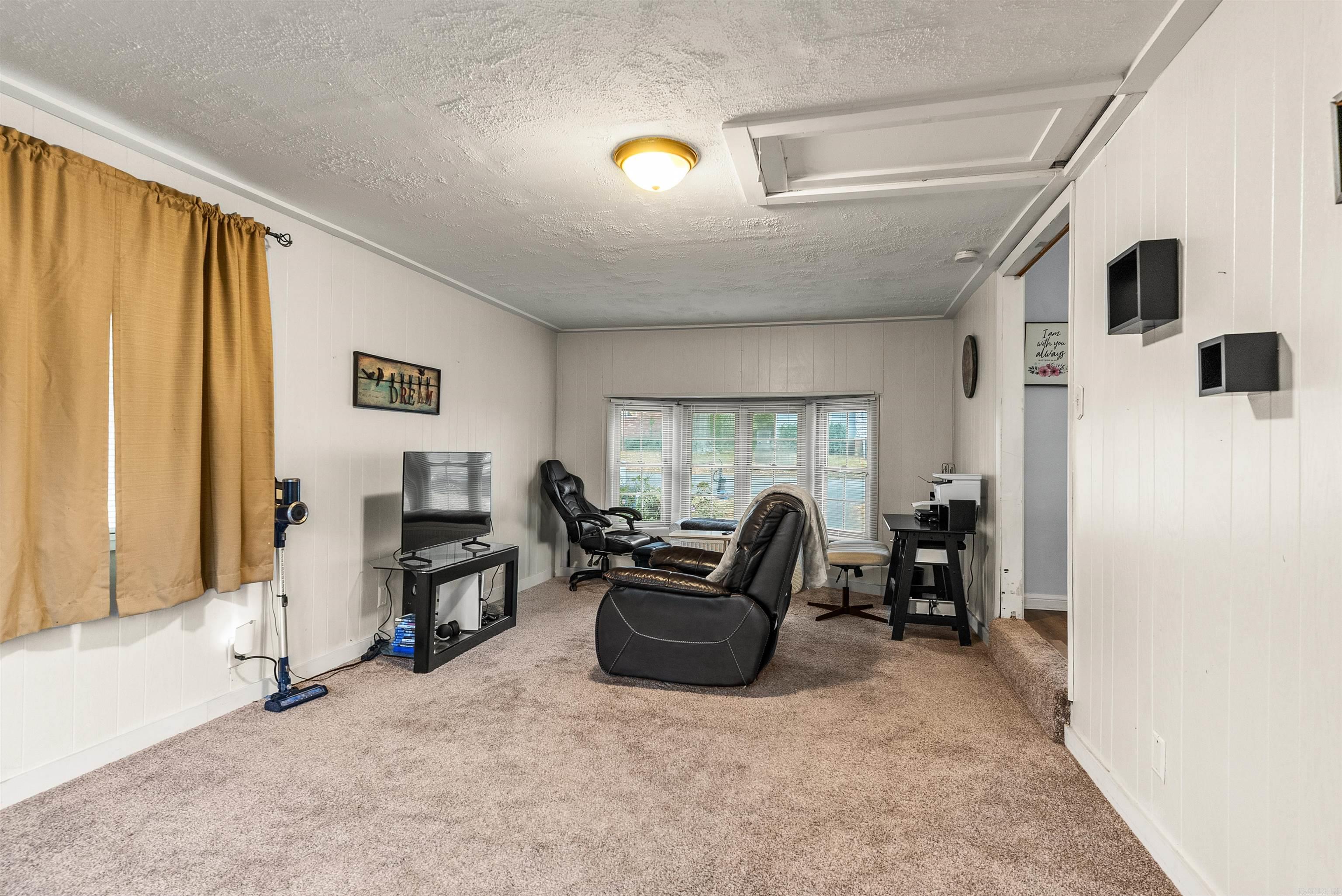 6 Floral  North Little Rock, AR