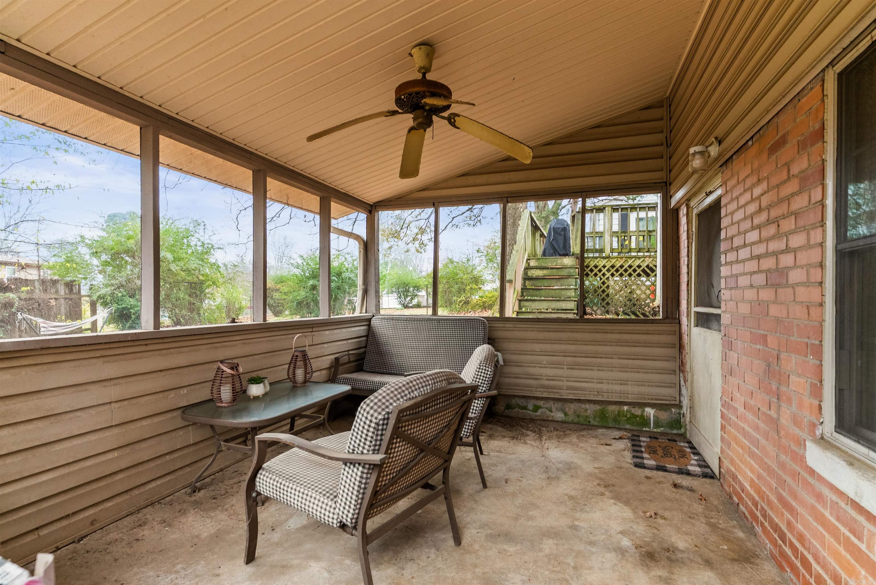 6 Floral  North Little Rock, AR