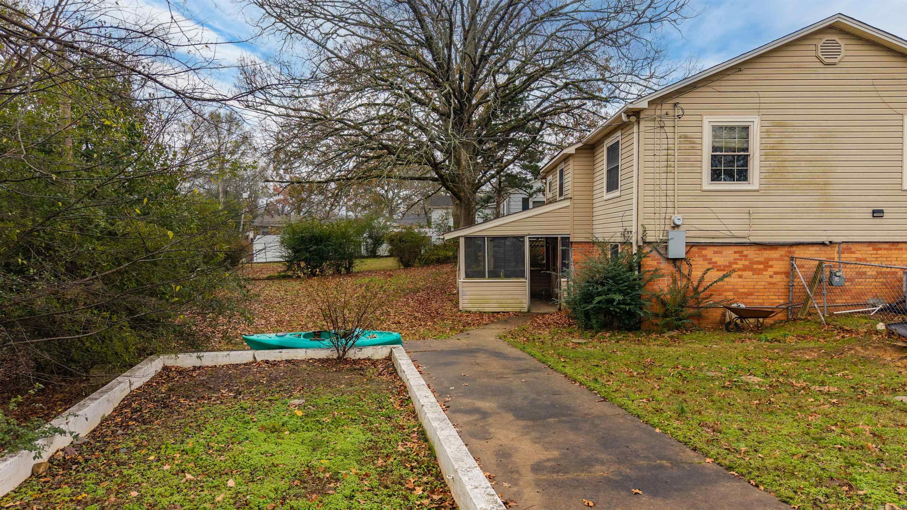 6 Floral  North Little Rock, AR