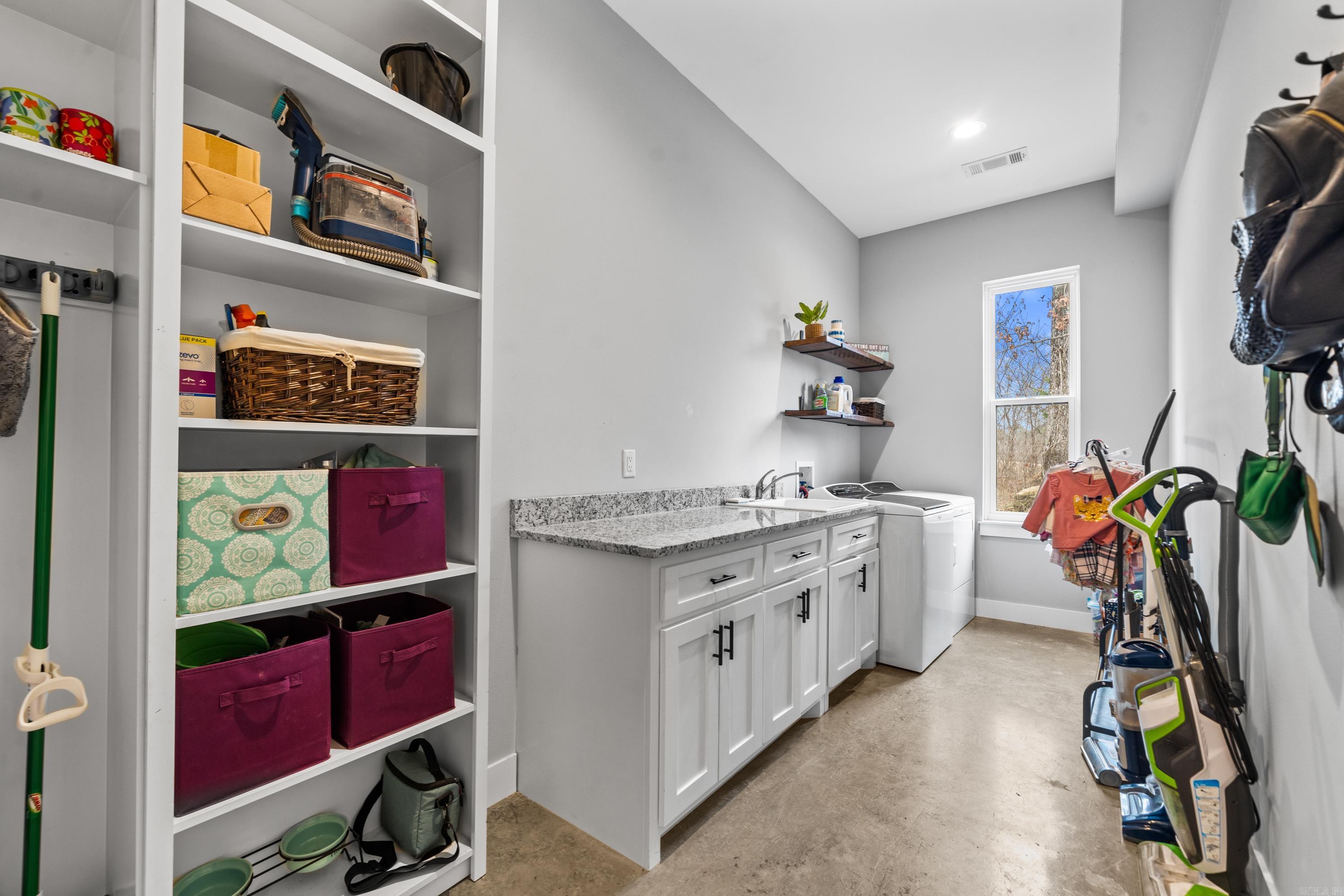 100 W Hawkview  Royal, AR