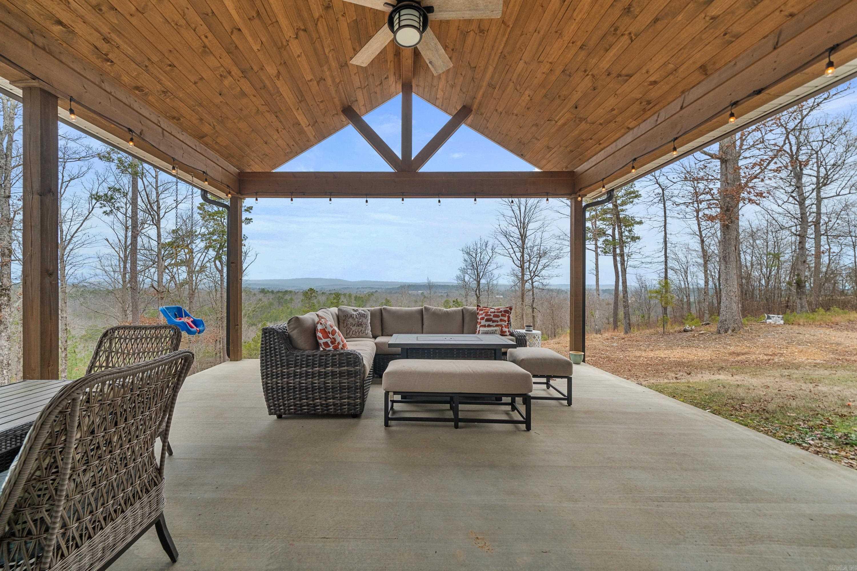 100 W Hawkview  Royal, AR