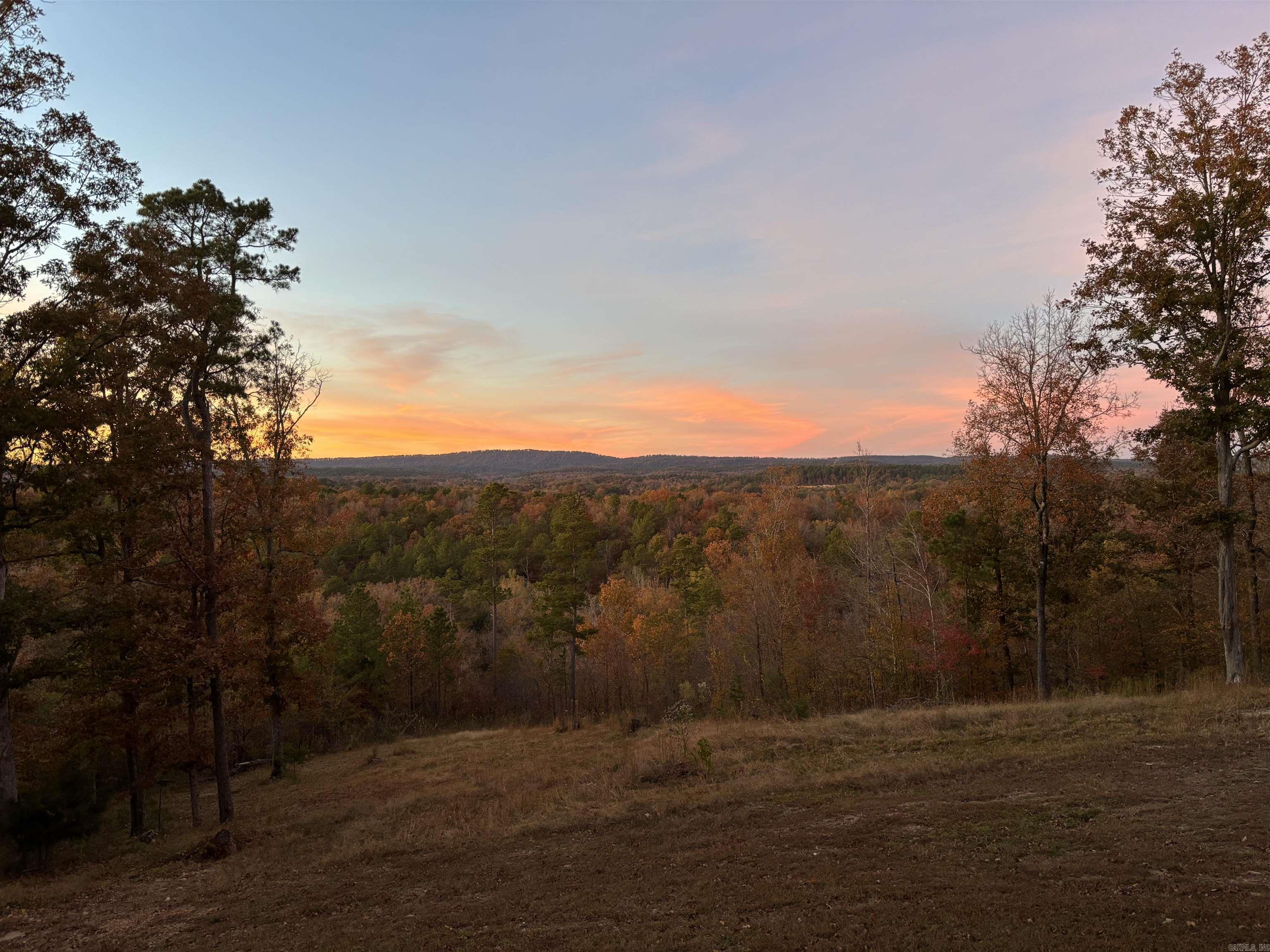 100 W Hawkview  Royal, AR