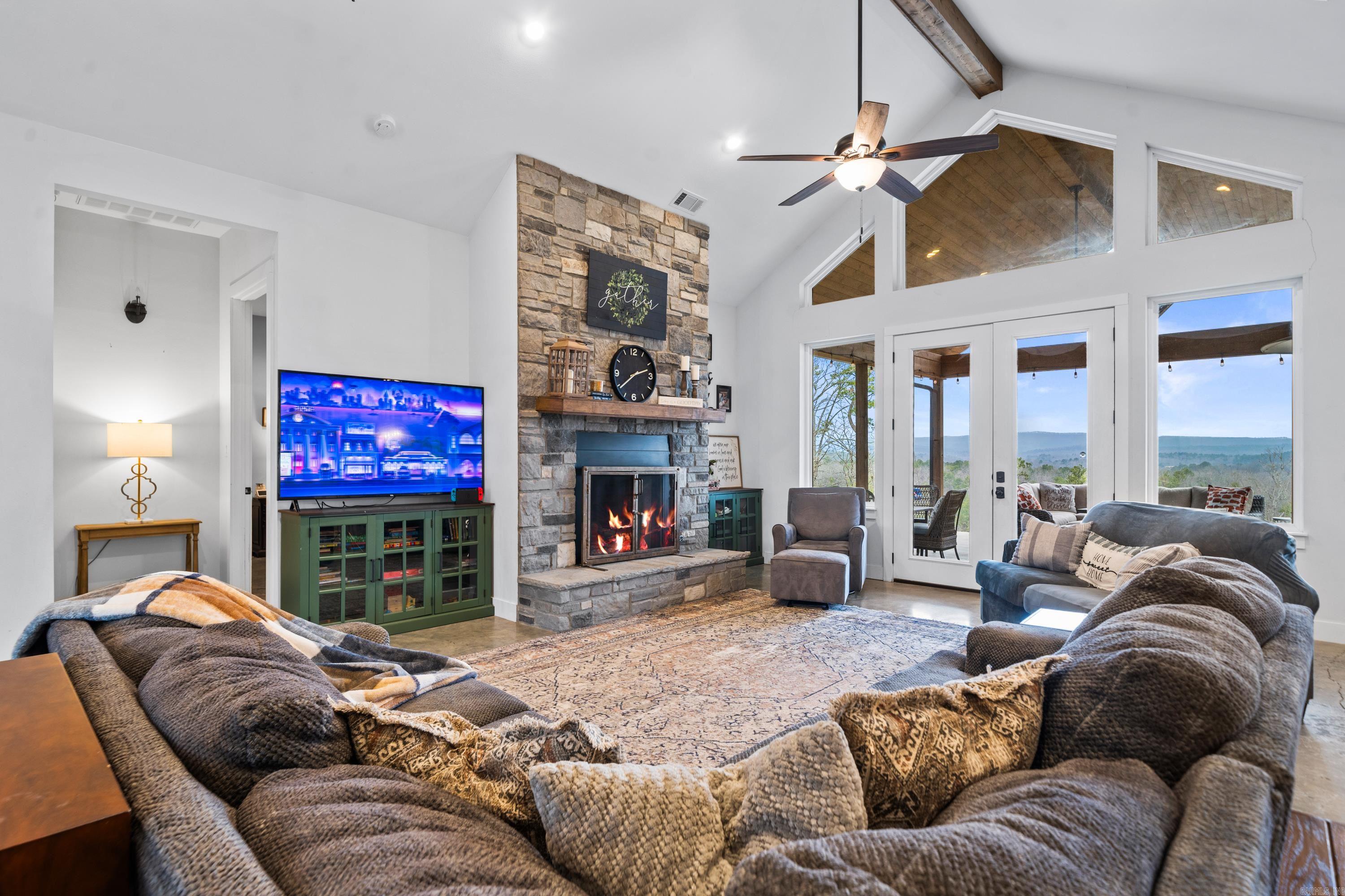 100 W Hawkview  Royal, AR