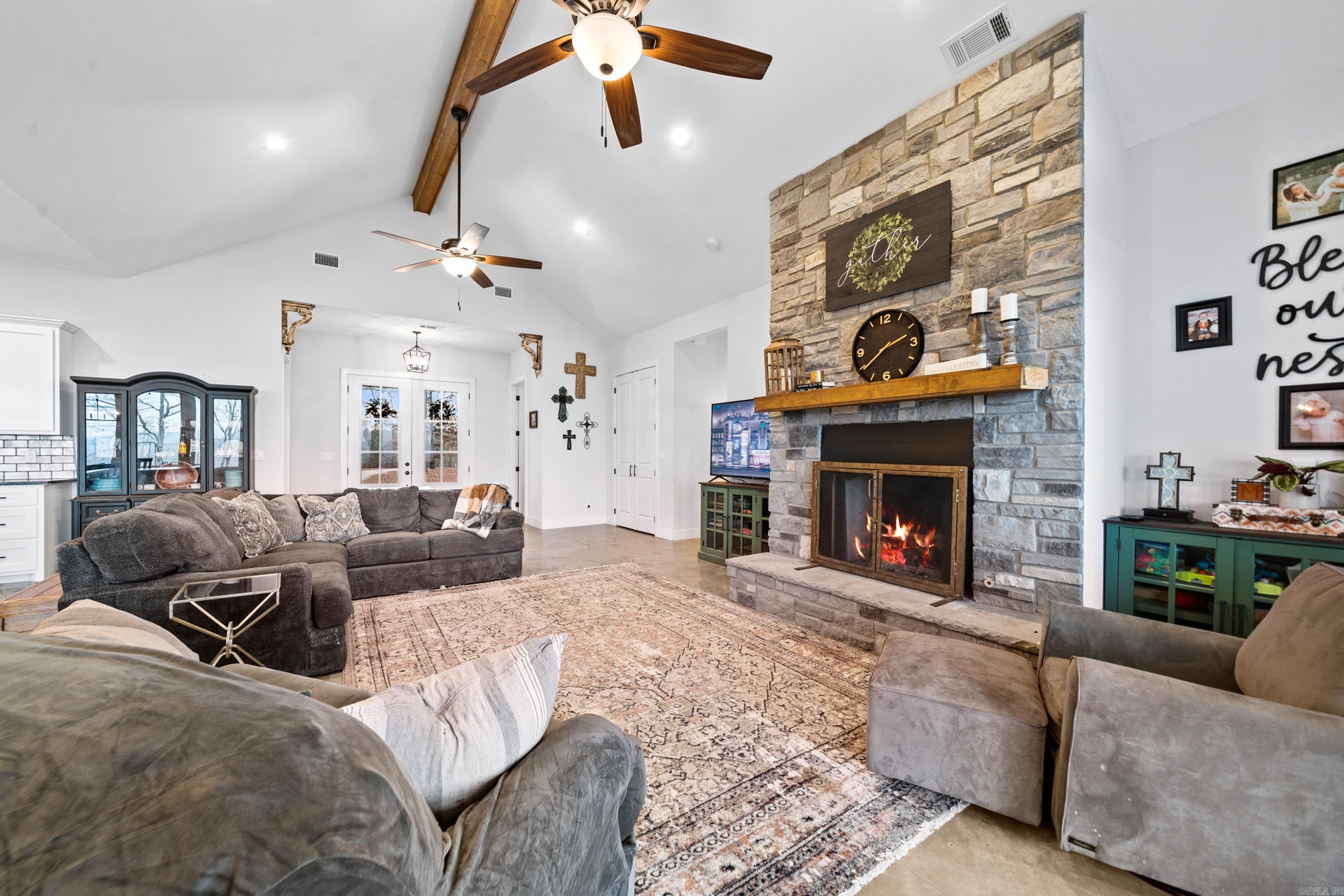 100 W Hawkview  Royal, AR