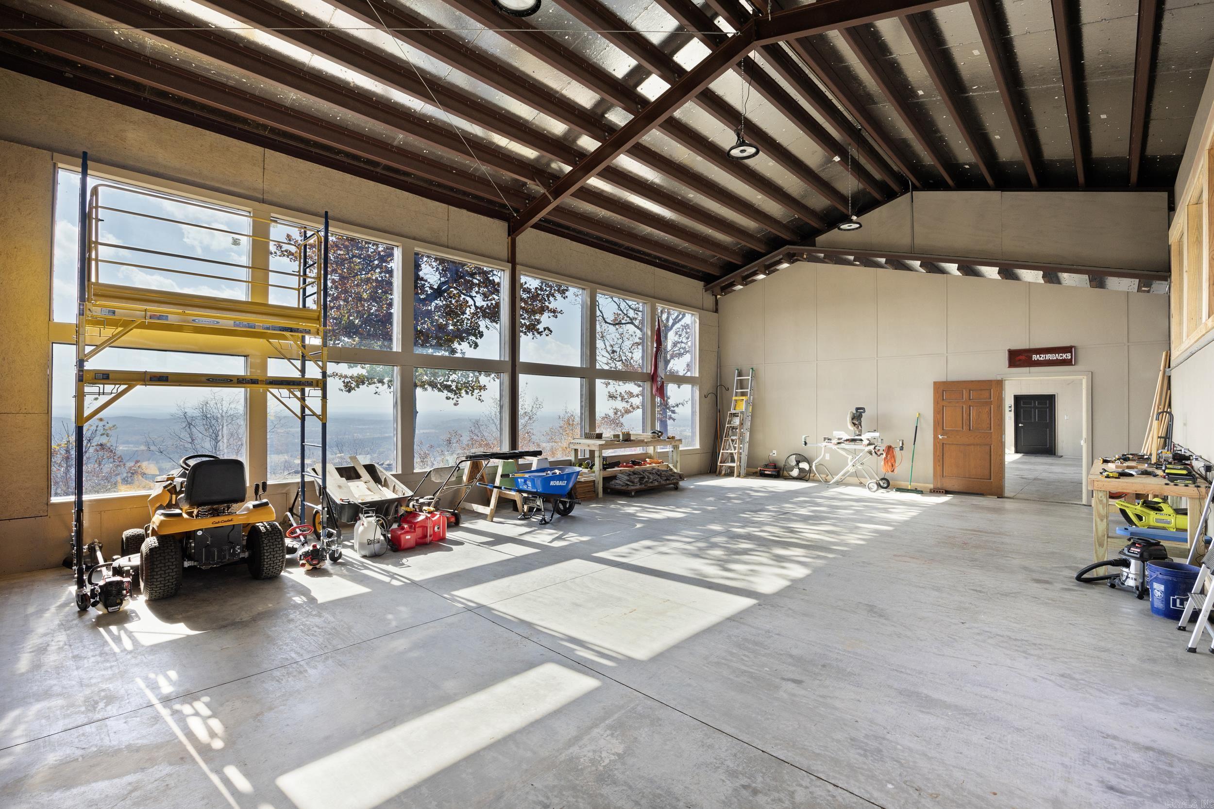 170 Piney Point  Pottsville, AR