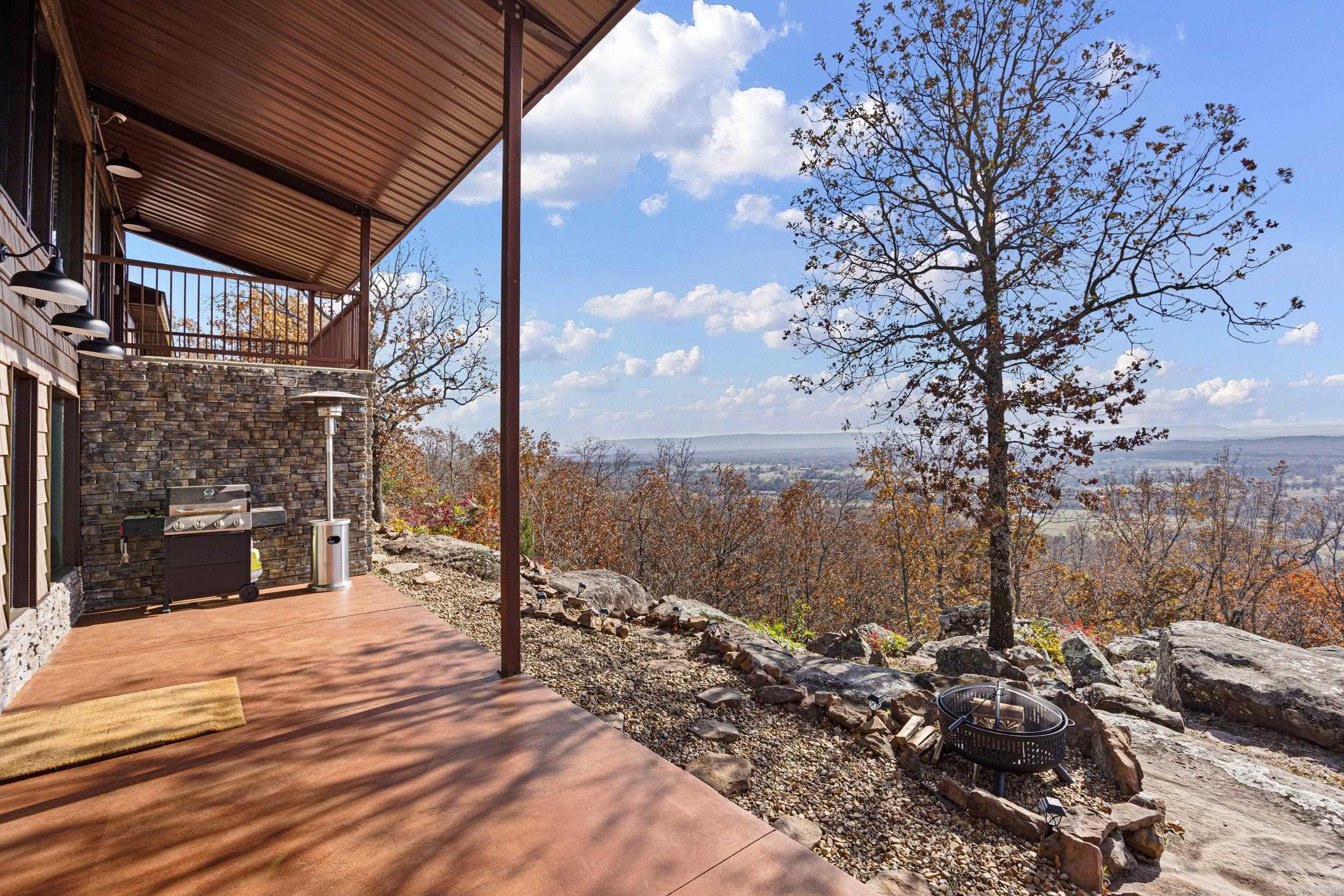 170 Piney Point  Pottsville, AR