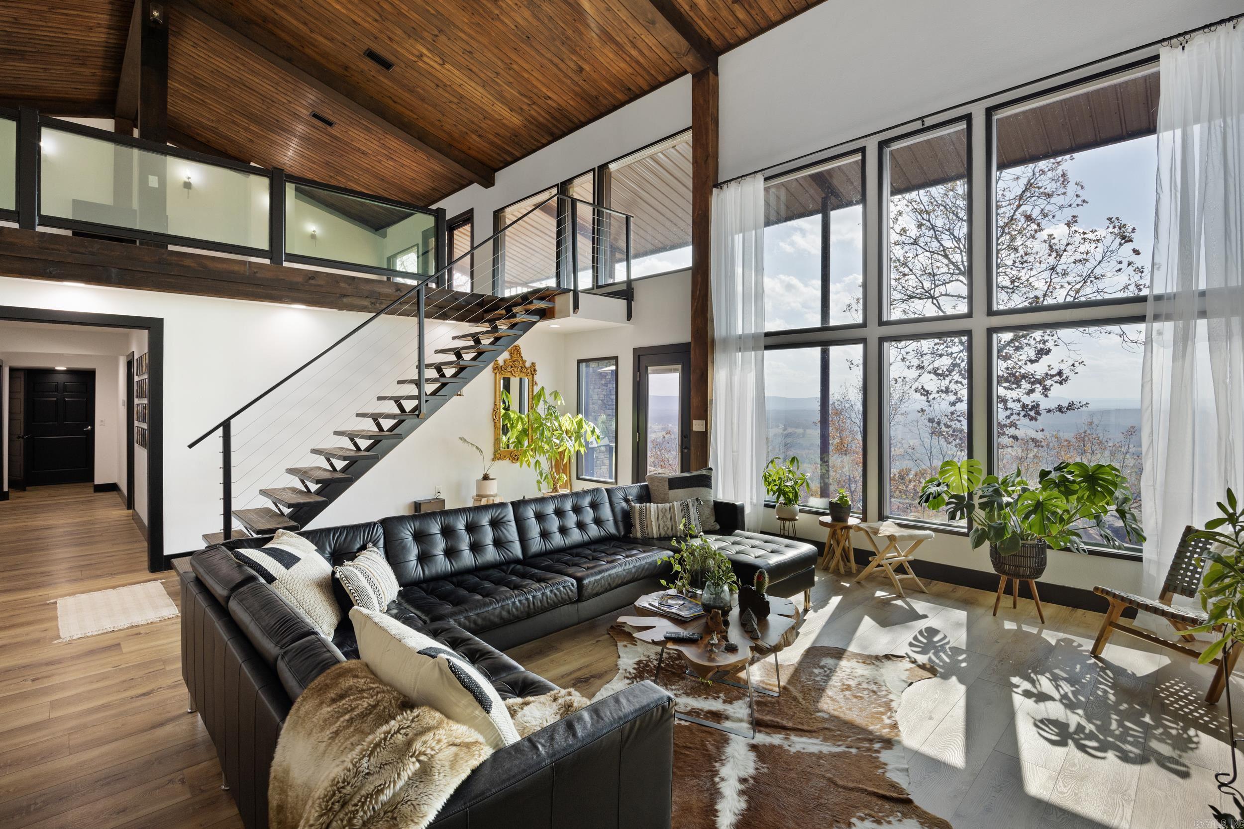 170 Piney Point  Pottsville, AR