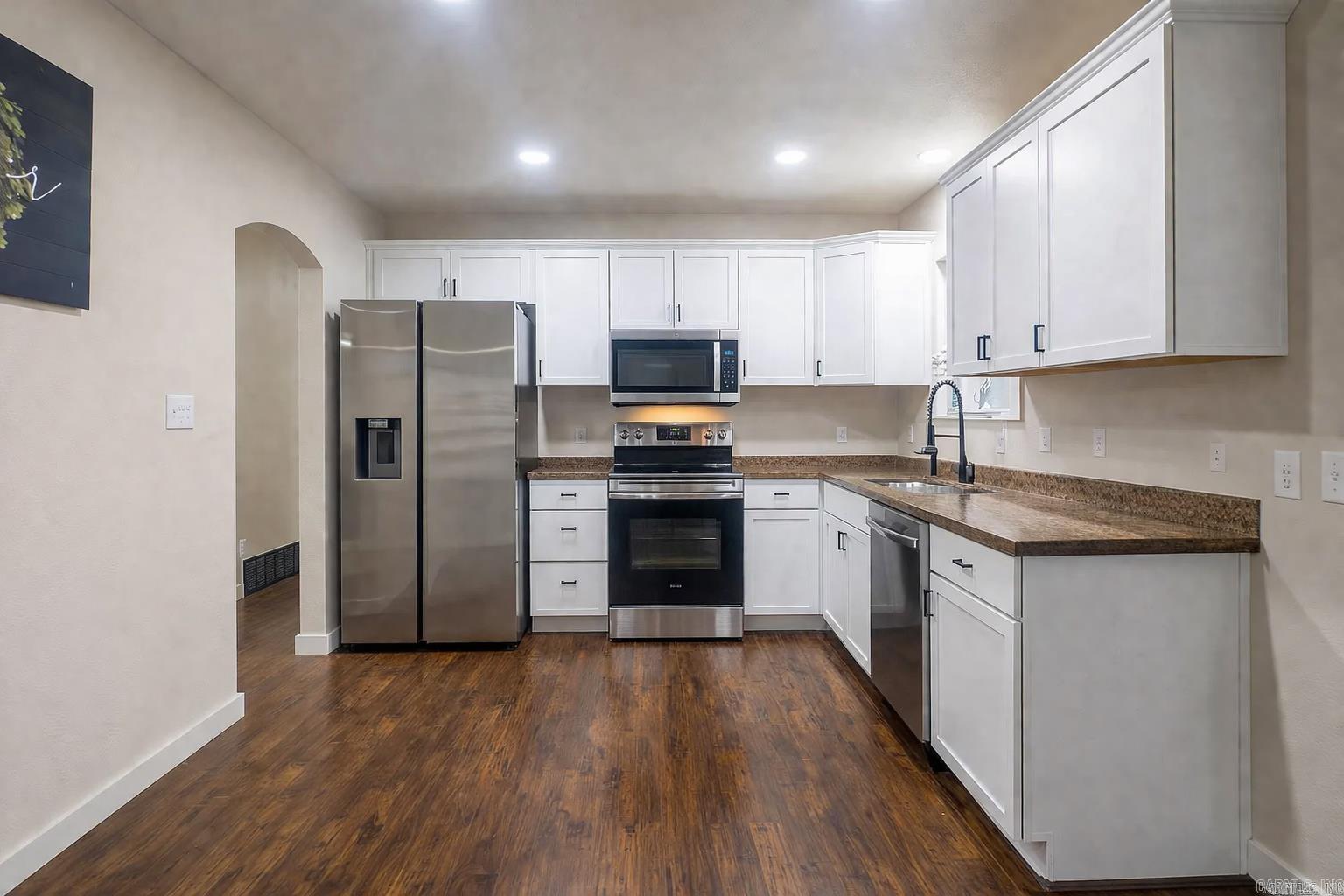 390 Hidden Hill Road Mammoth Spring, AR 72554