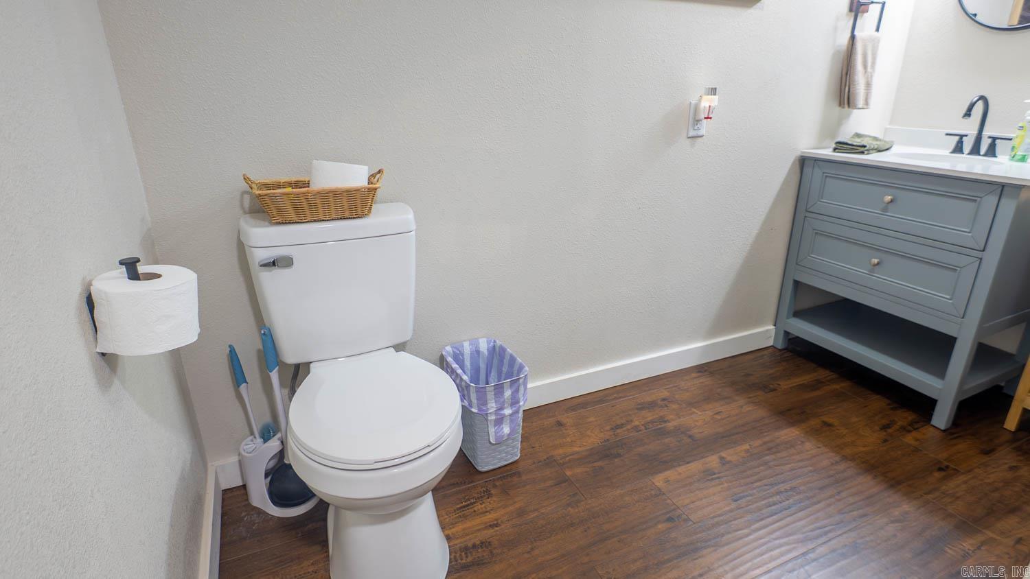 390 Hidden Hill Road  Mammoth Spring, AR