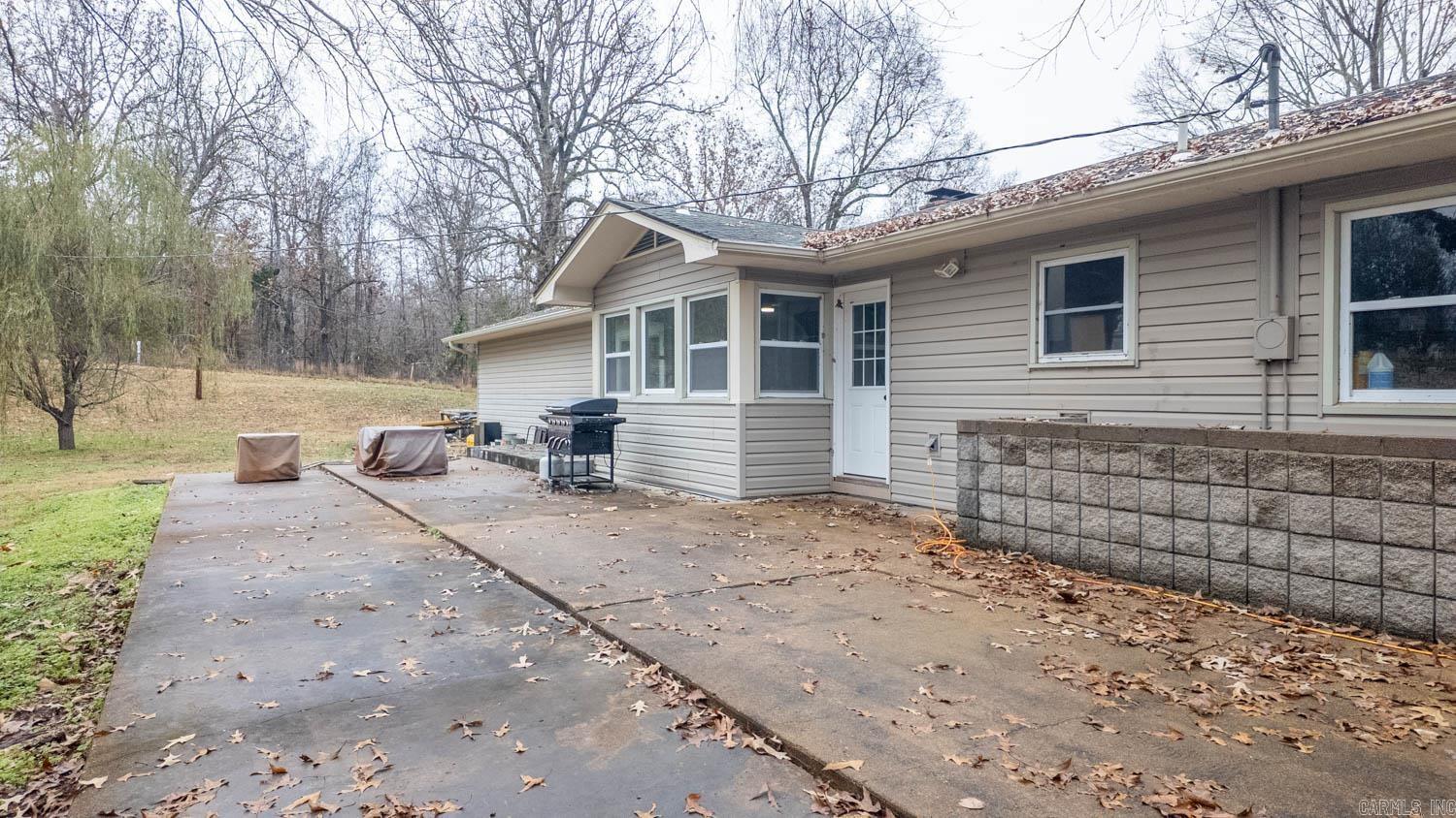 390 Hidden Hill Road  Mammoth Spring, AR