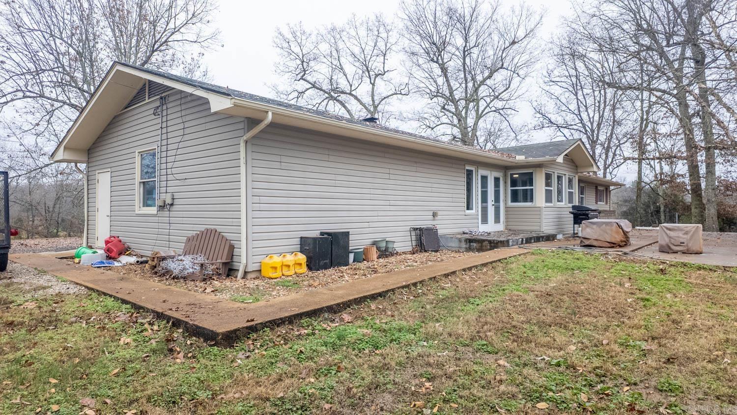 390 Hidden Hill Road  Mammoth Spring, AR