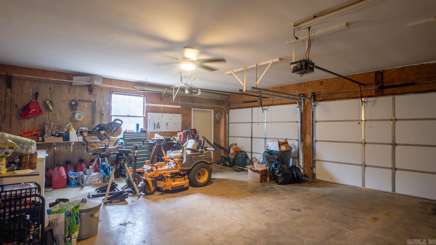 390 Hidden Hill Road  Mammoth Spring, AR