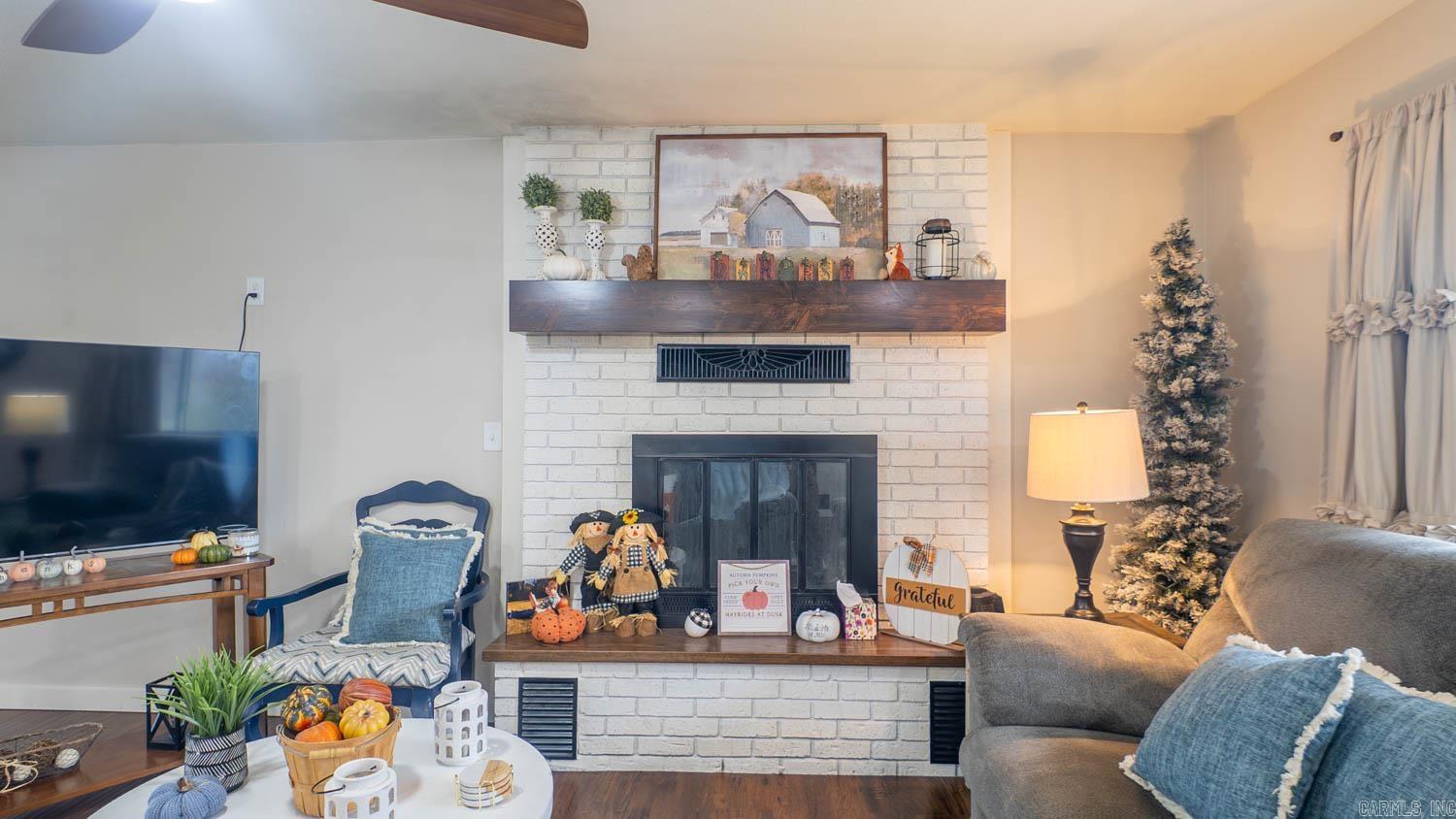 390 Hidden Hill Road  Mammoth Spring, AR