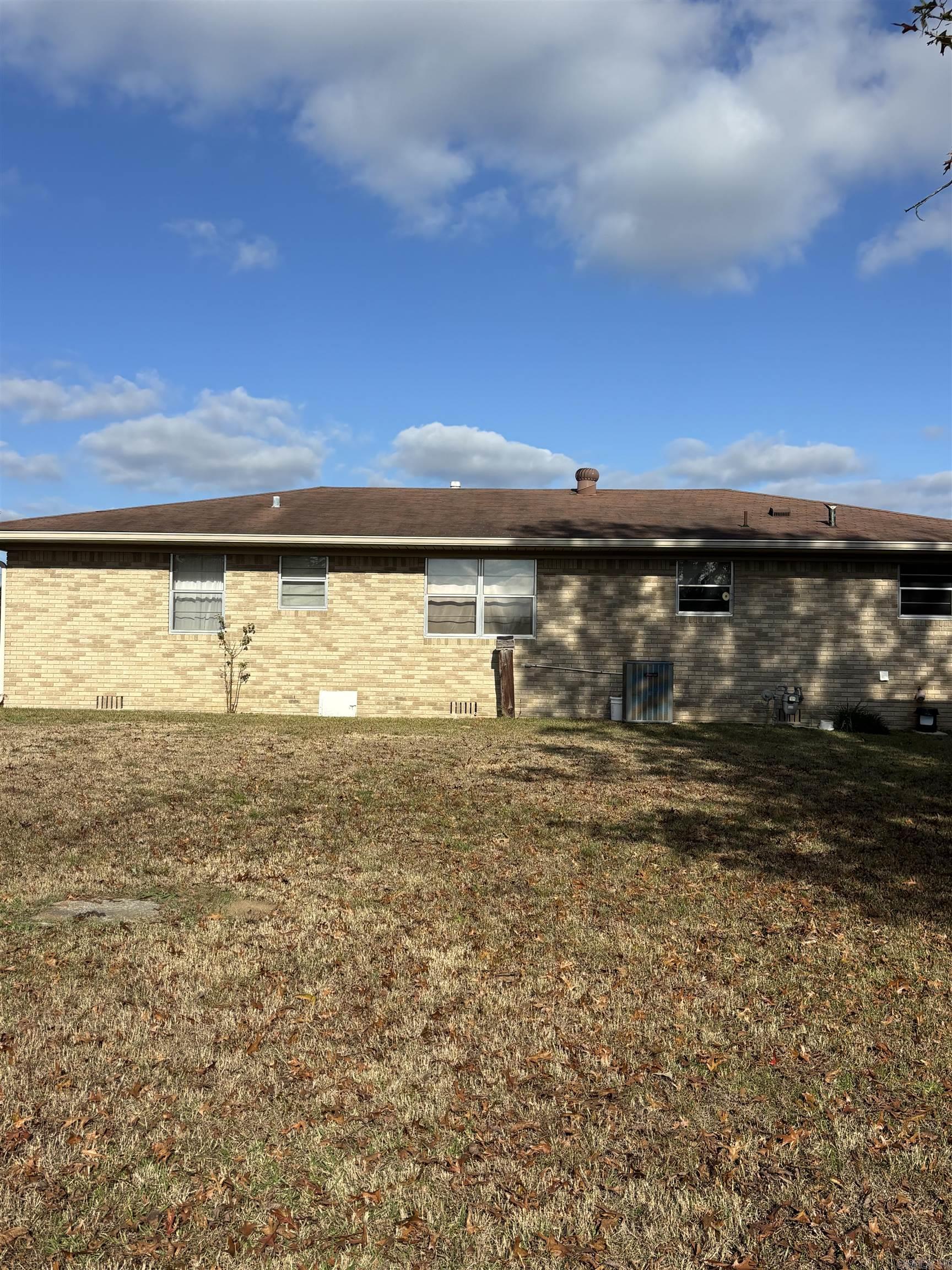 1617 Highway 26 East  Delight, AR