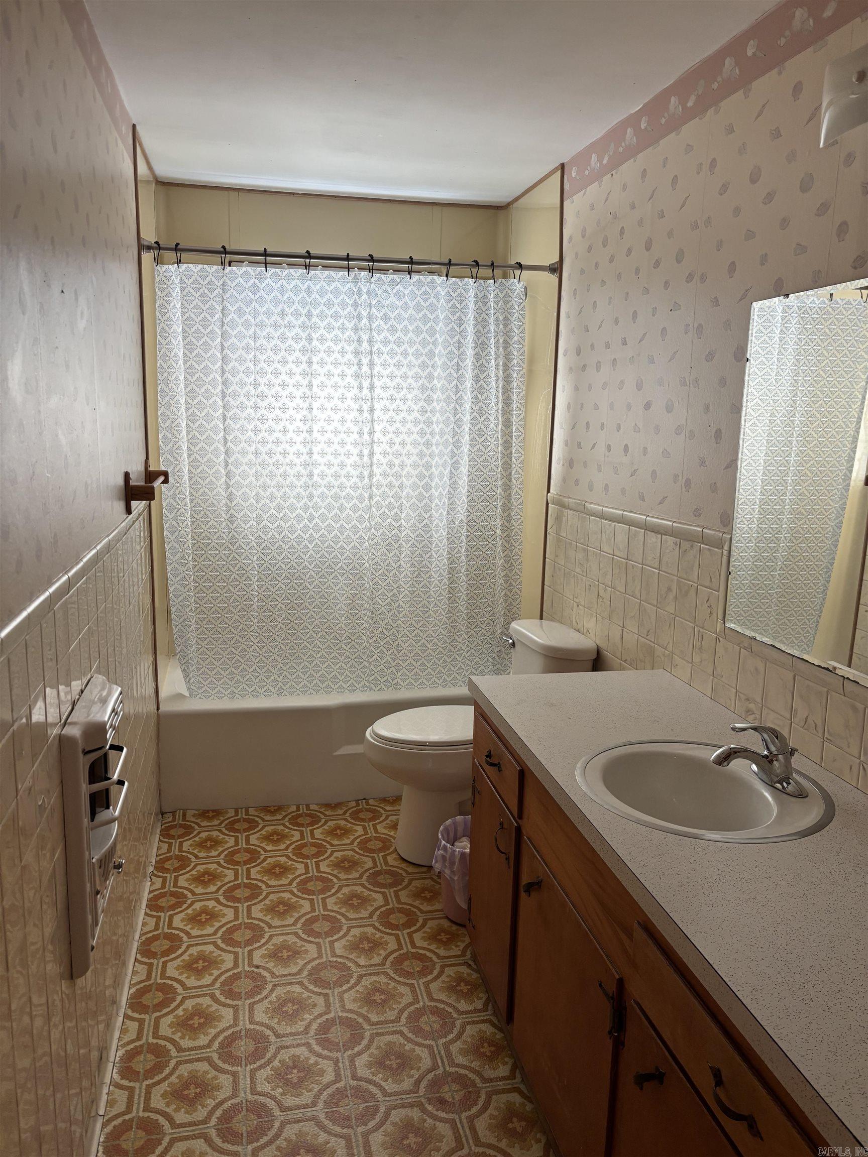 1617 Highway 26 East  Delight, AR