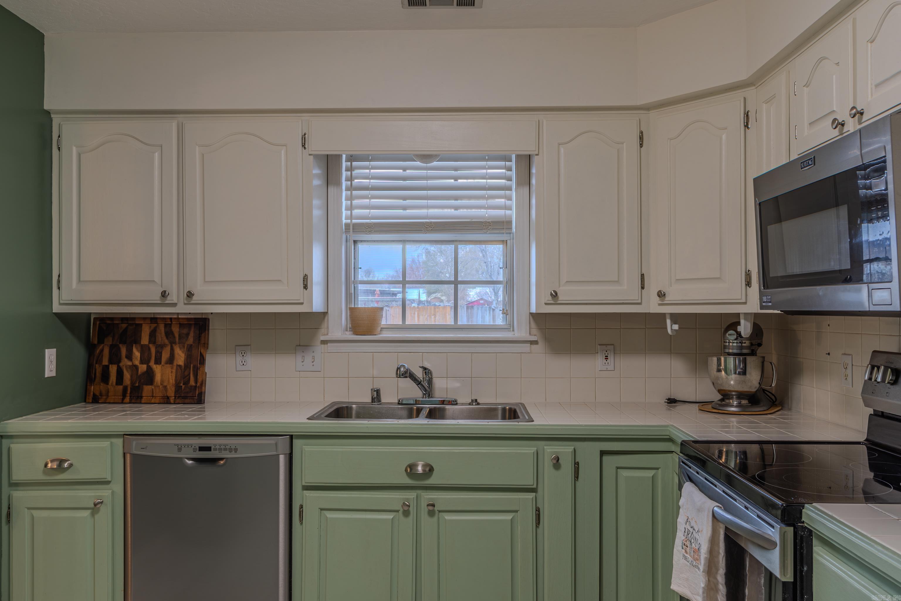 503 S 32nd  Paragould, AR