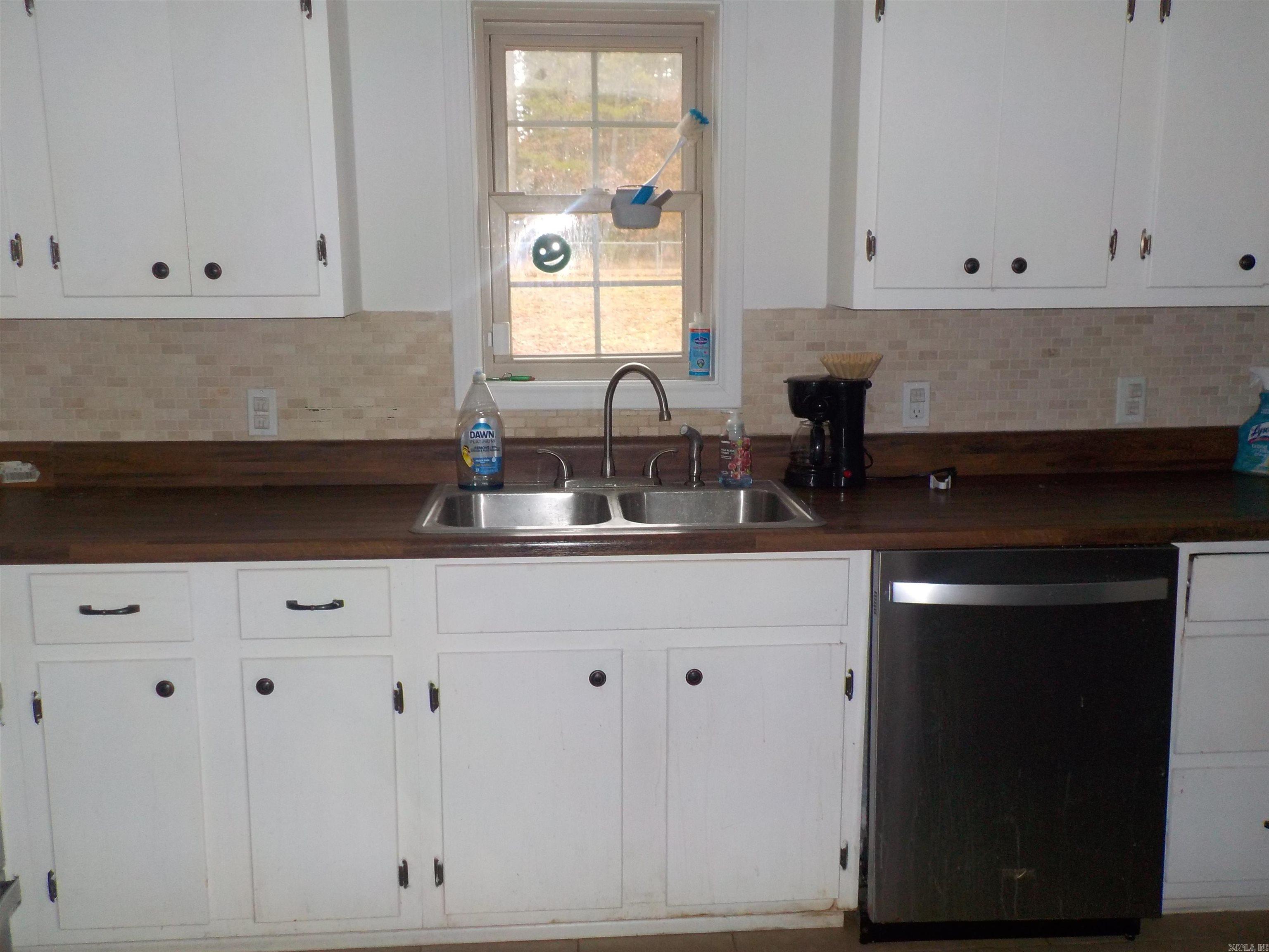 4 Friendship Road Rose Bud, AR 72137