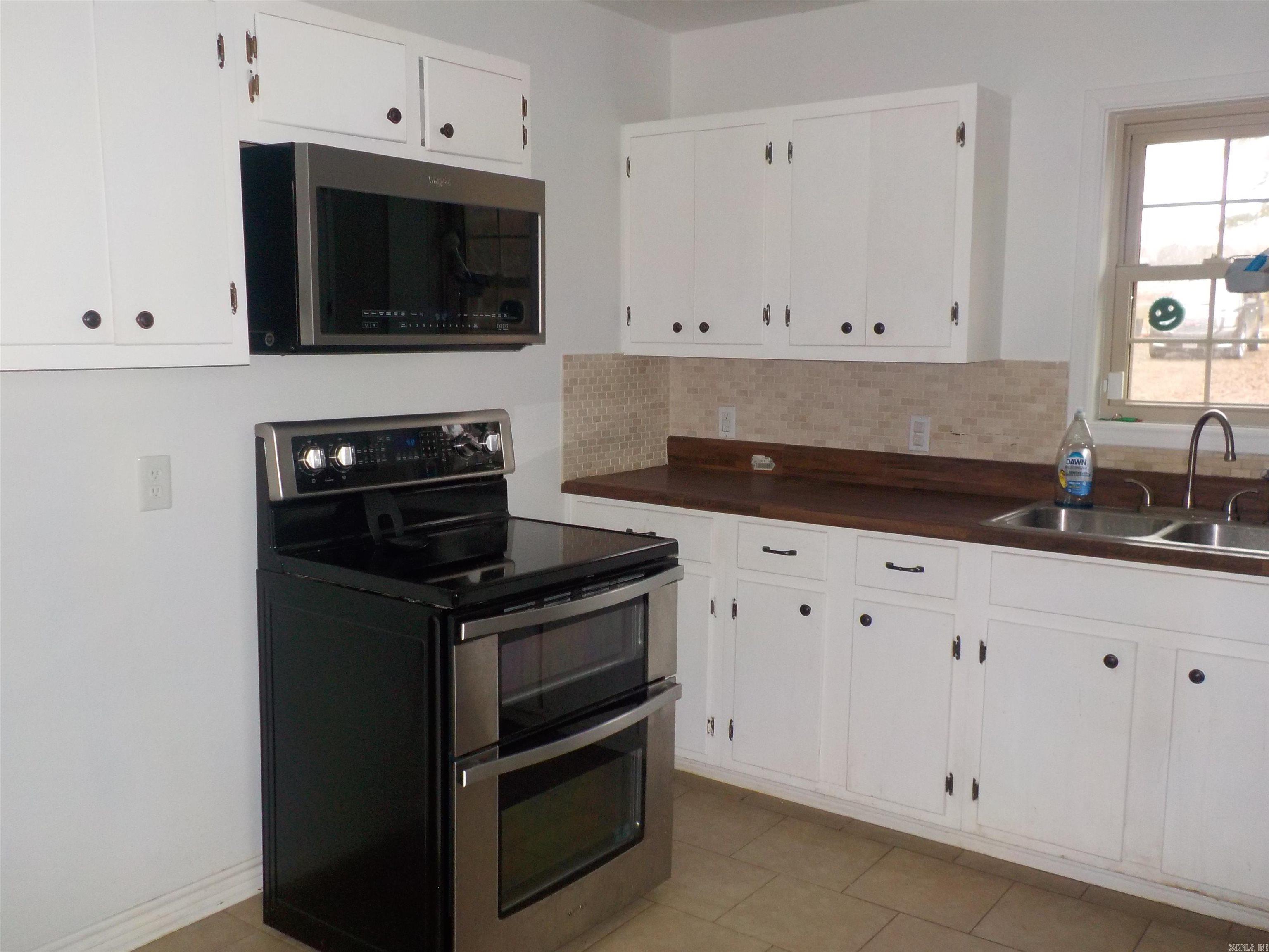 4 Friendship Road Rose Bud, AR 72137