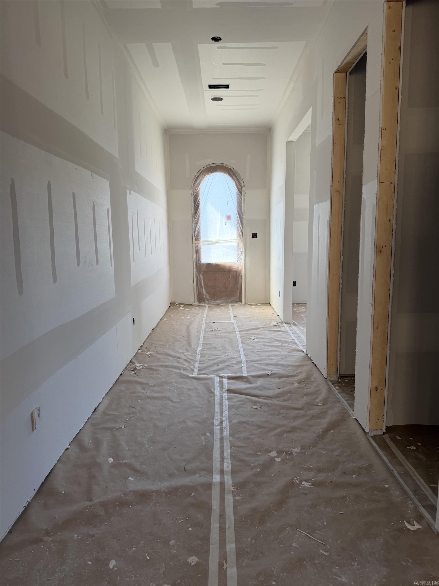 69 Mountain Brook Road Little Rock, AR 72223