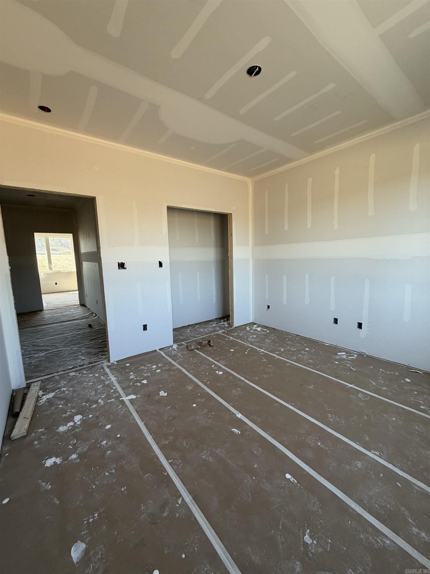 69 Mountain Brook Road Little Rock, AR 72223