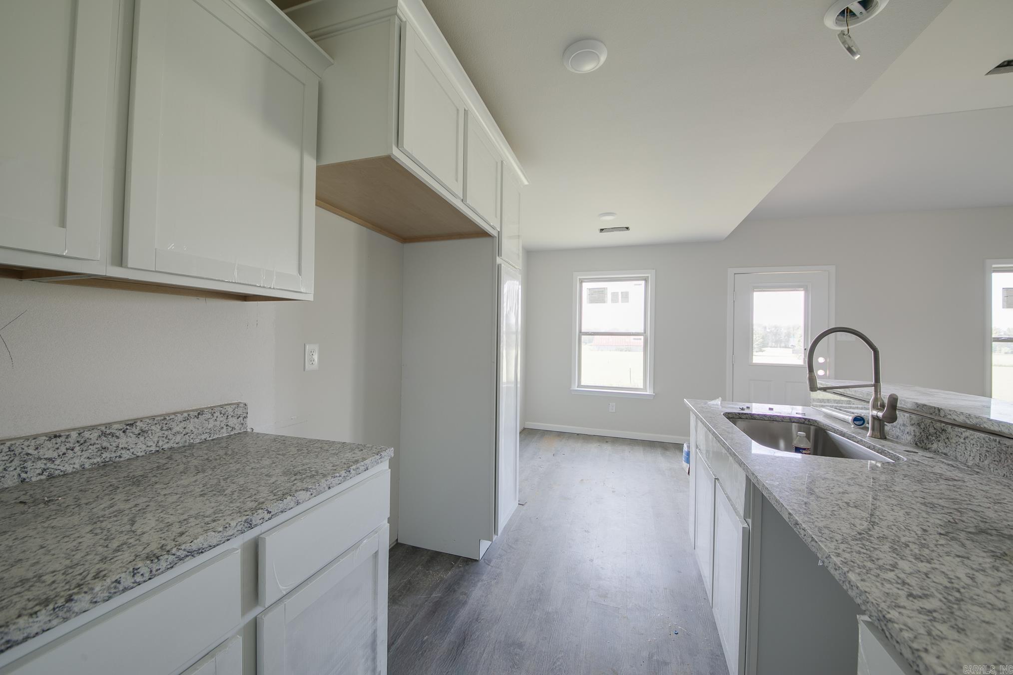 111 LLOYD HENDERSON  Beebe, AR