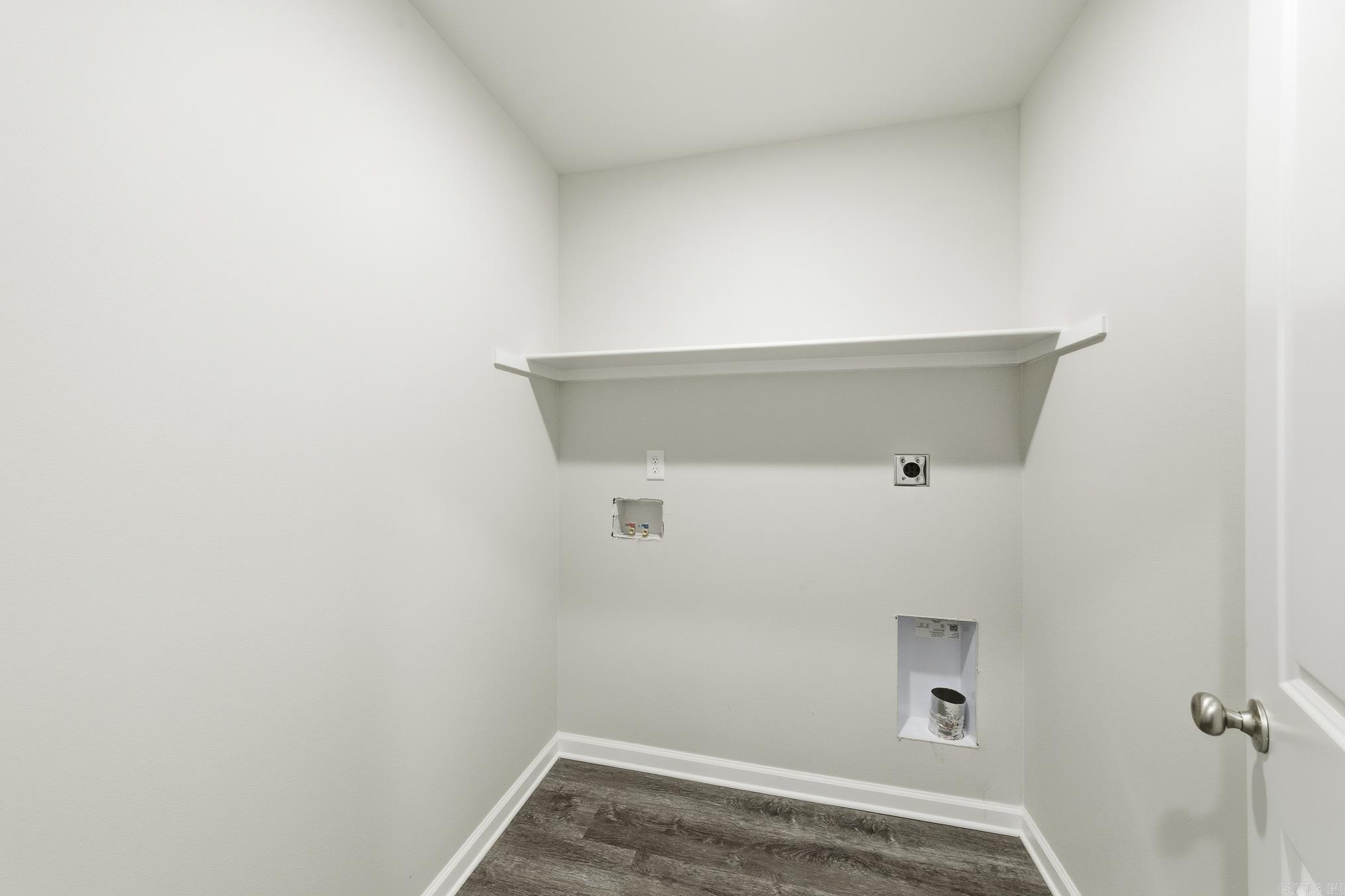 111 LLOYD HENDERSON Road Beebe, AR 72012