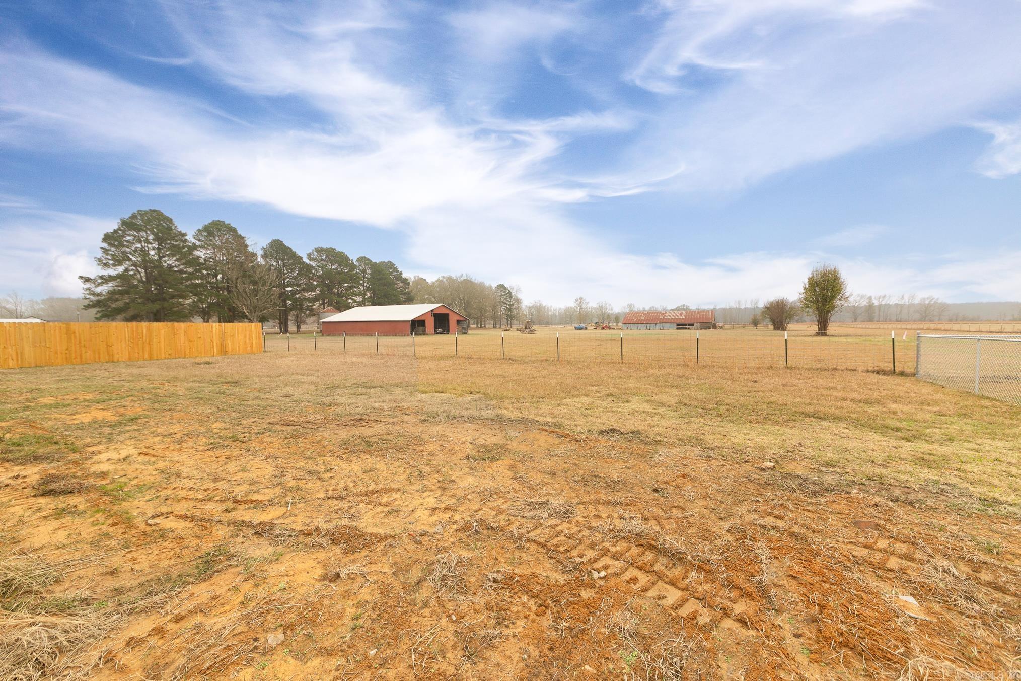 111 LLOYD HENDERSON Road Beebe, AR 72012