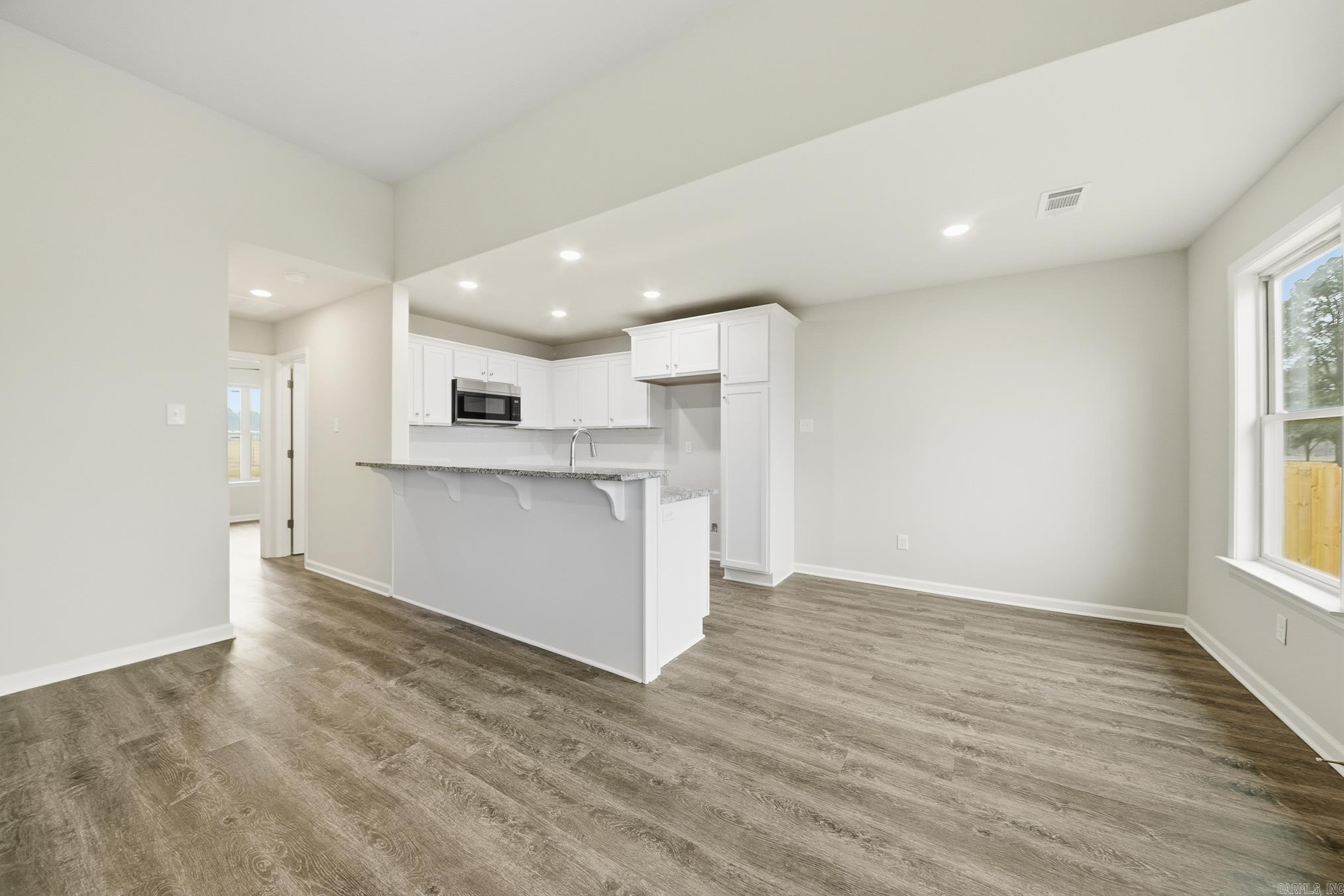 111 LLOYD HENDERSON Road Beebe, AR 72012