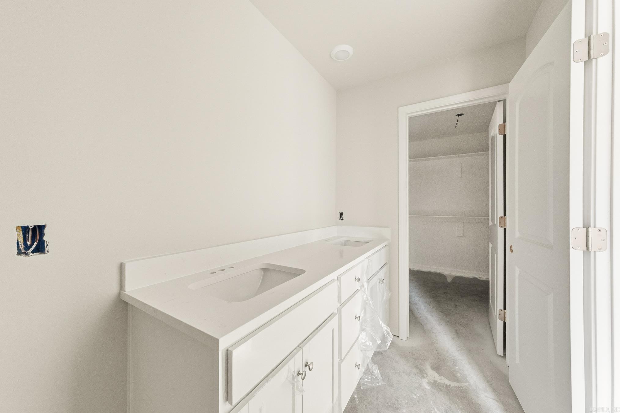 105 LLOYD HENDERSON  Beebe, AR