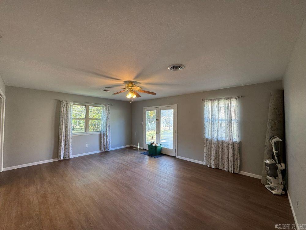 1000 W 17th Terrace  Russellville, AR