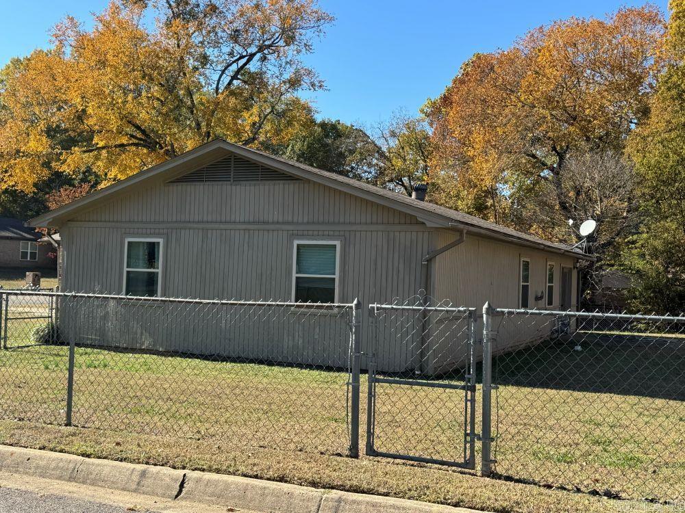 1000 W 17th Terrace  Russellville, AR