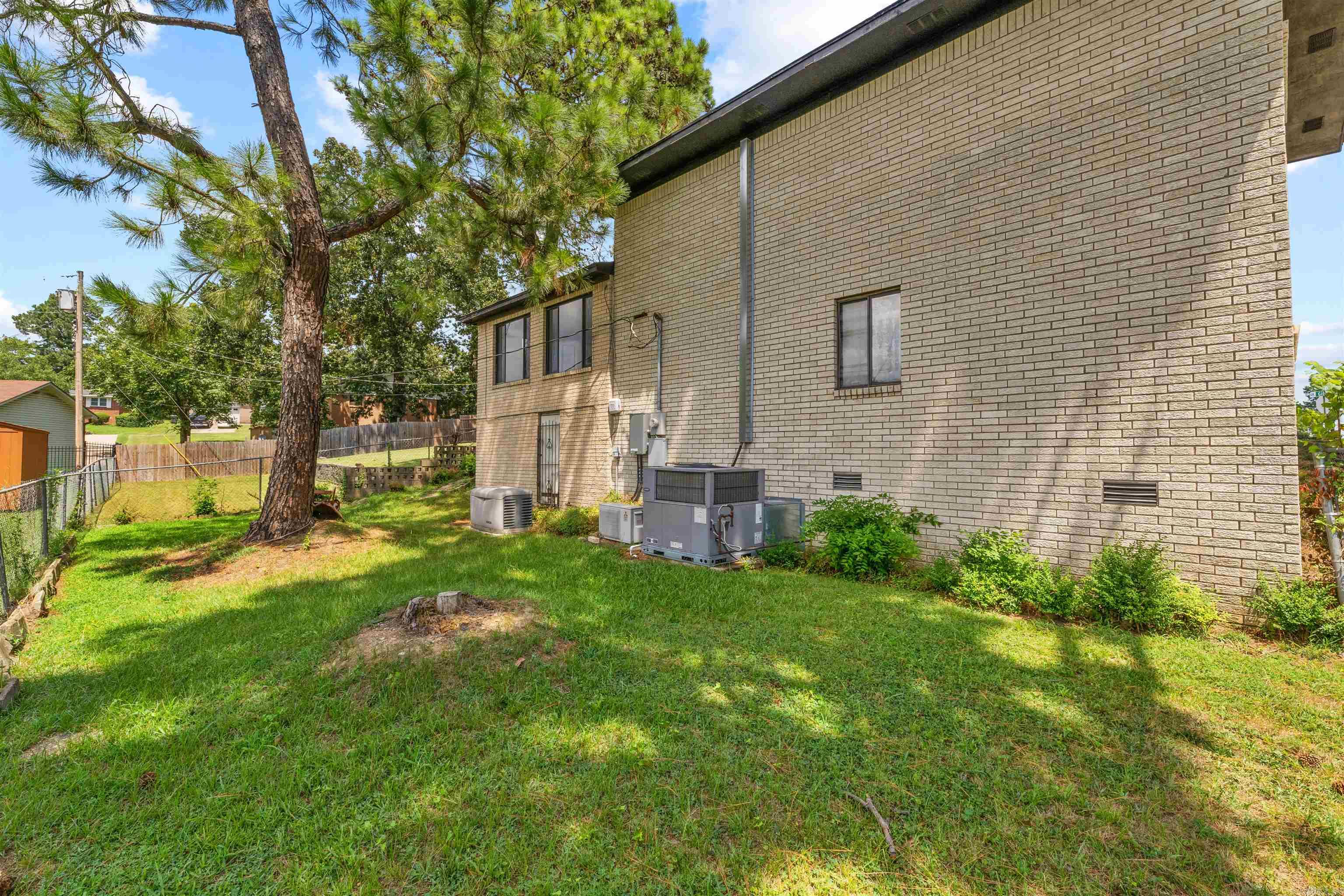 6500 W 12th  Little Rock, AR