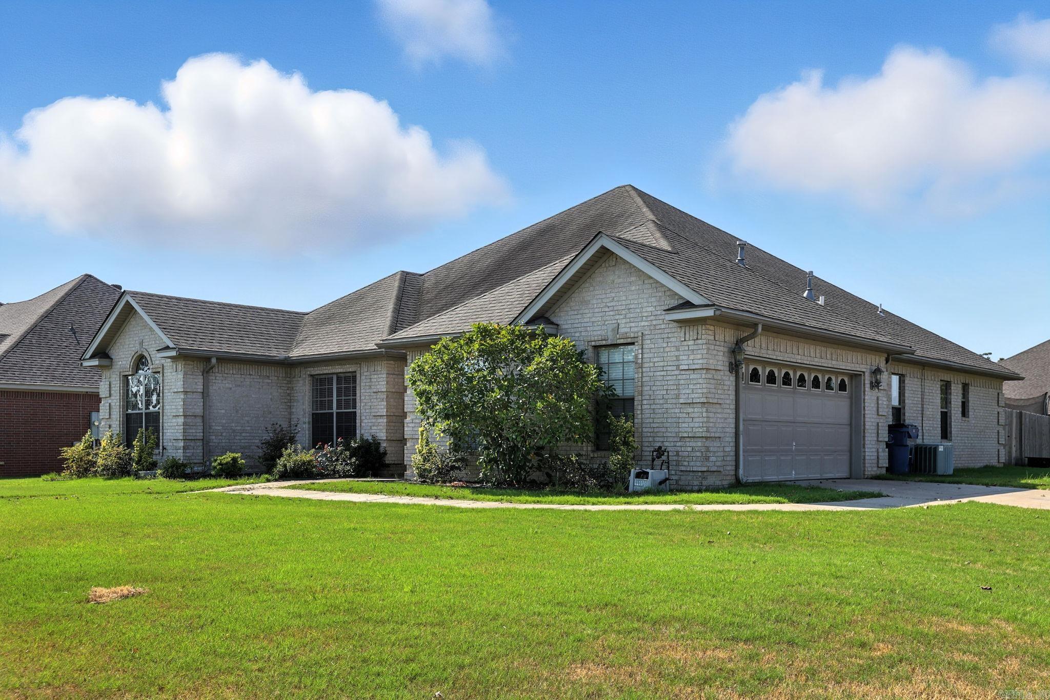 308 Country Club  Maumelle, AR