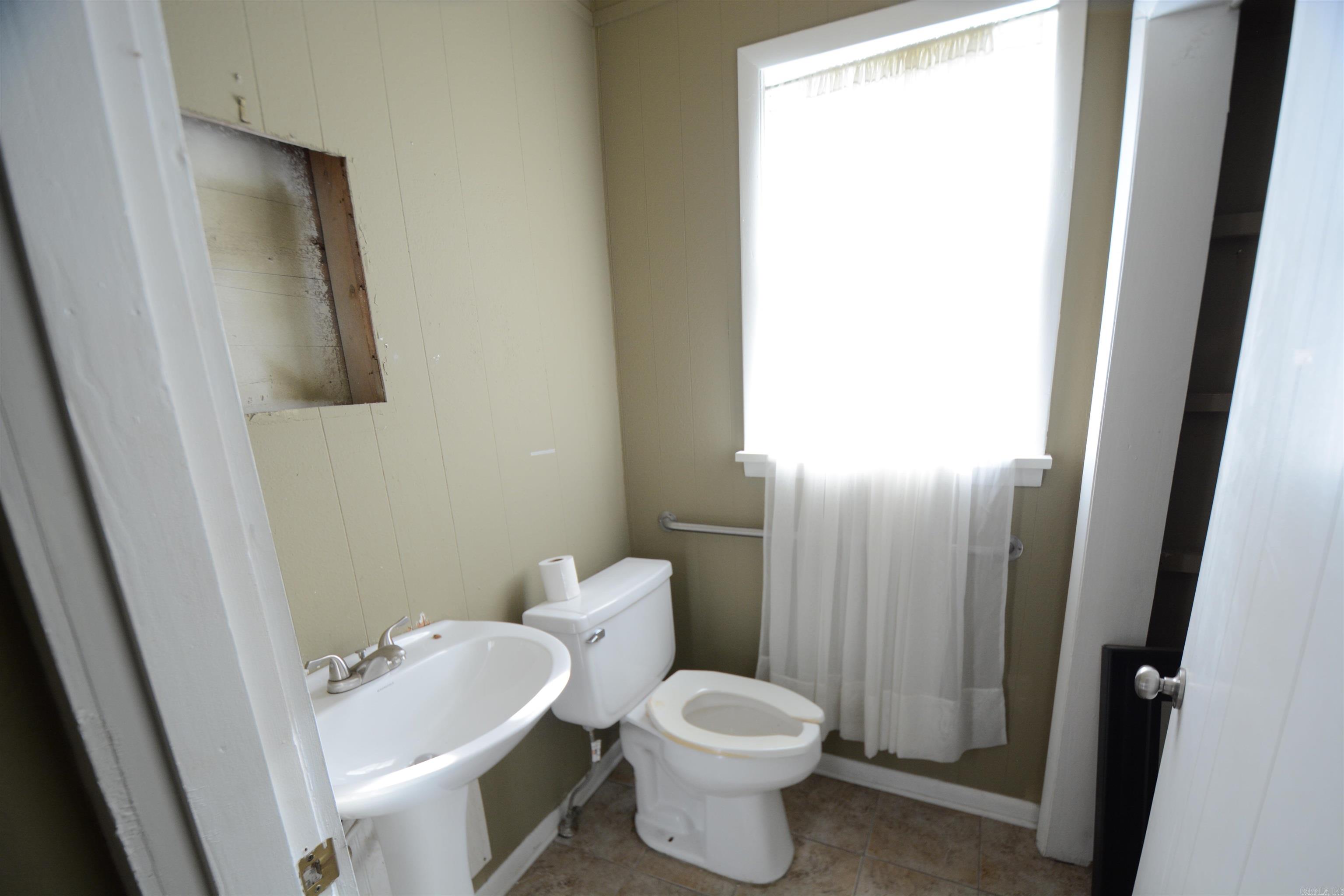 1419 CENTRAL  Hot Springs, AR