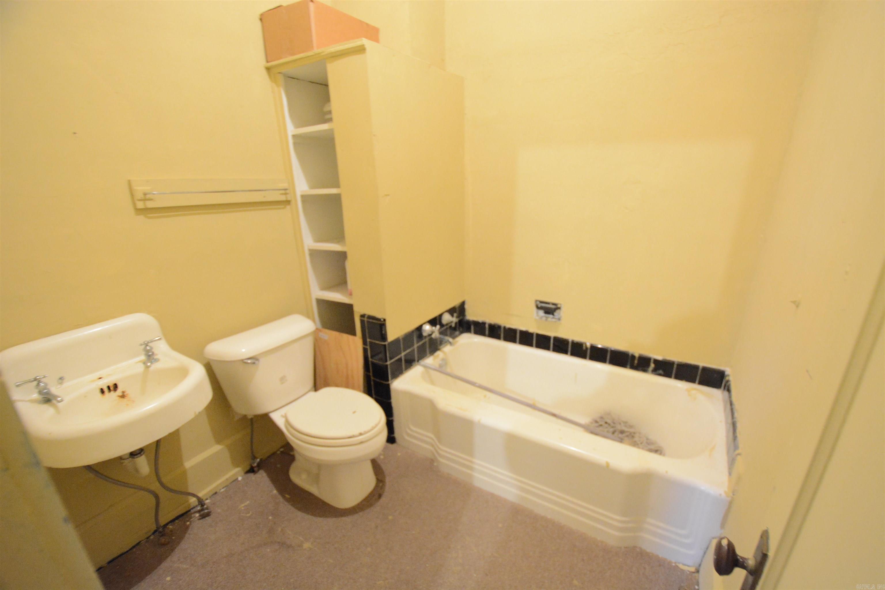 1411 CENTRAL  Hot Springs, AR