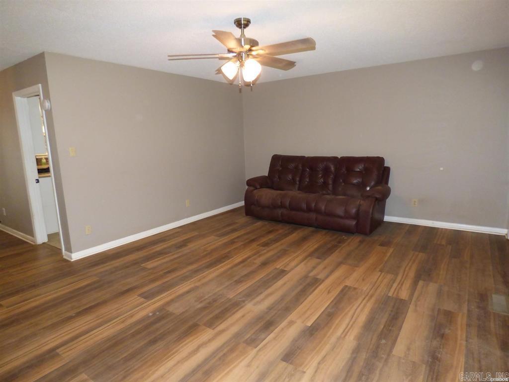 110 Marigold Hot Springs, AR 71913