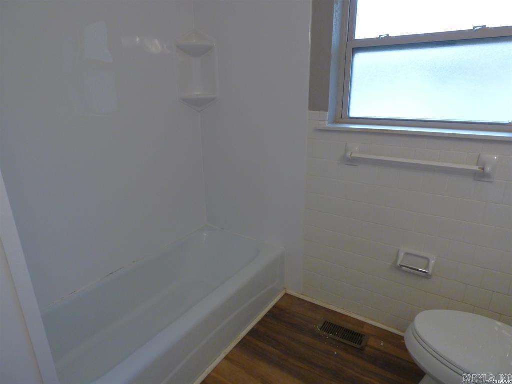 110 Marigold Hot Springs, AR 71913