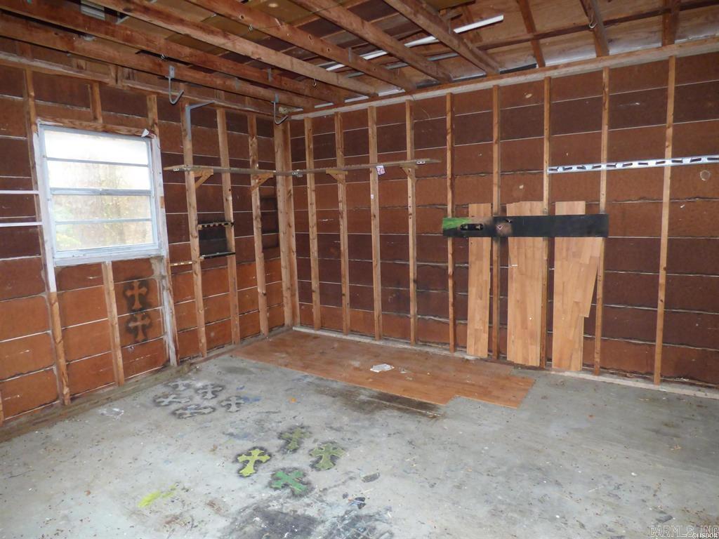 110 Marigold Hot Springs, AR 71913