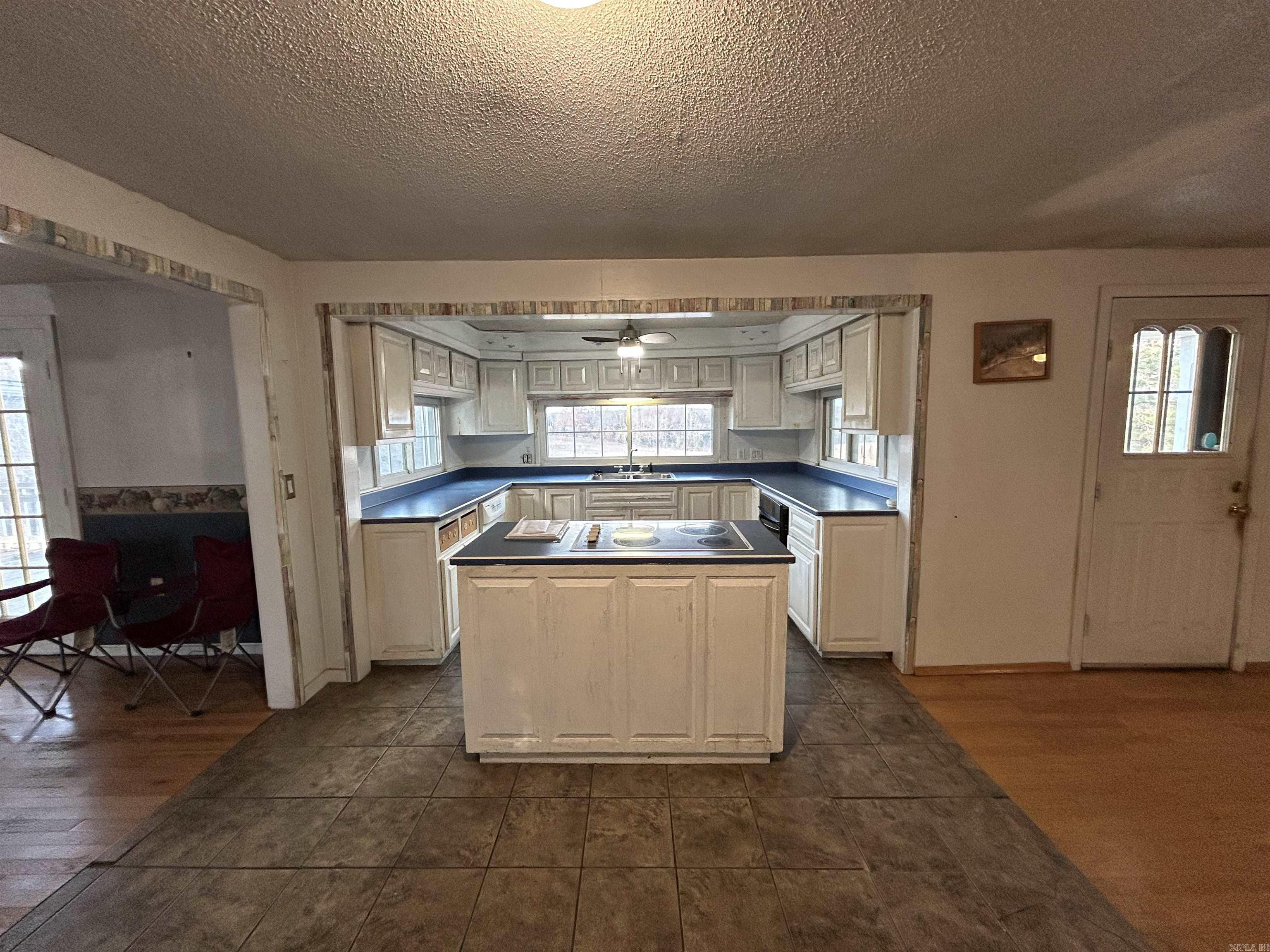 2483 County Road 314  Alton, MO