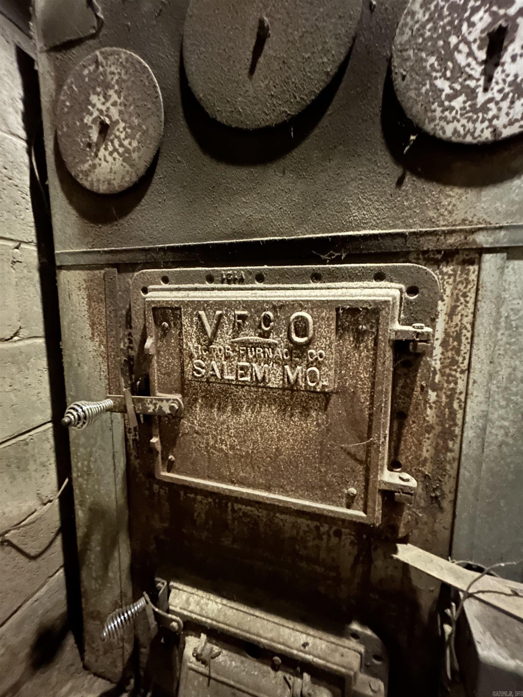 2483 County Road 314  Alton, MO