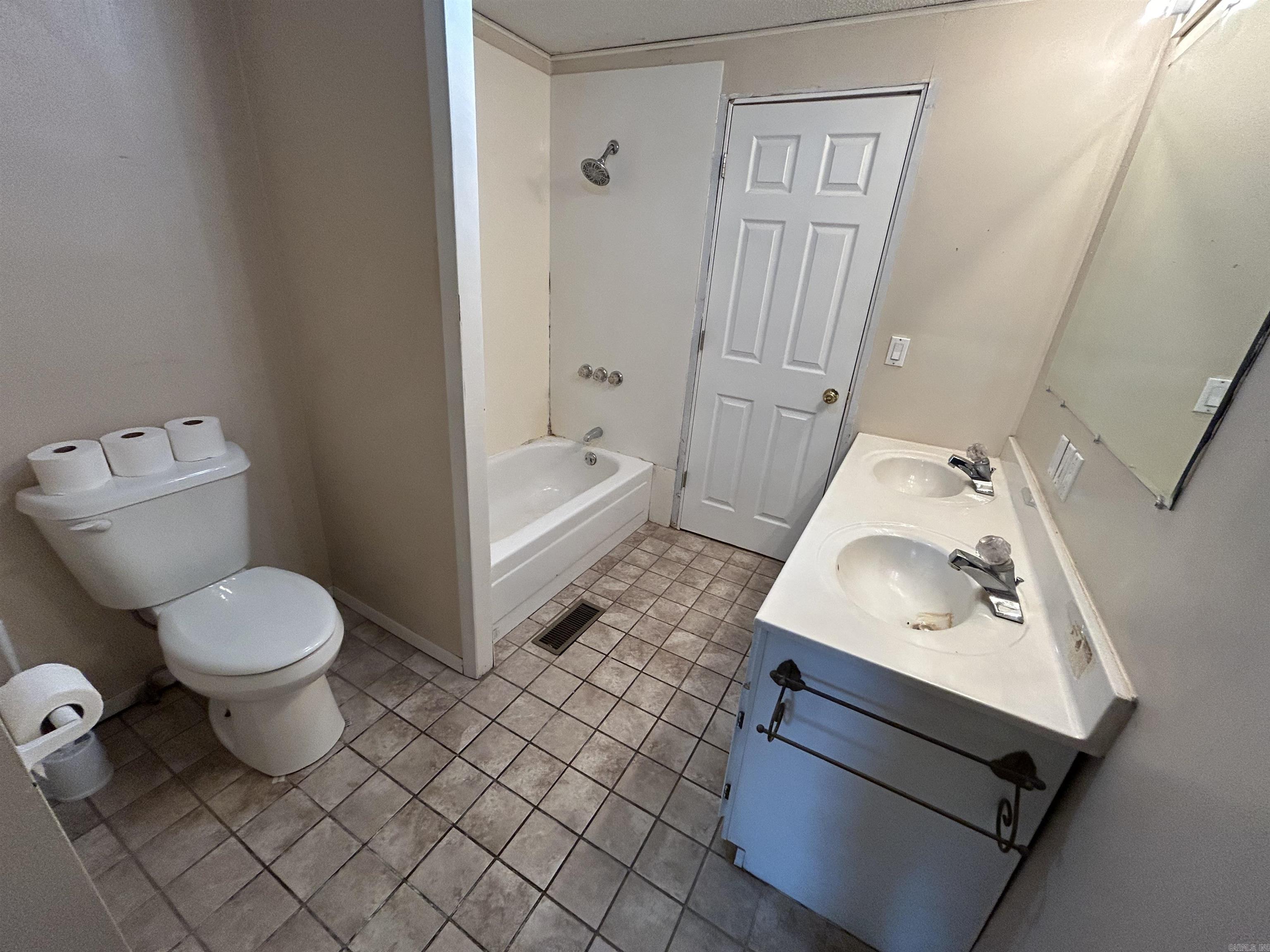 2483 County Road 314  Alton, MO