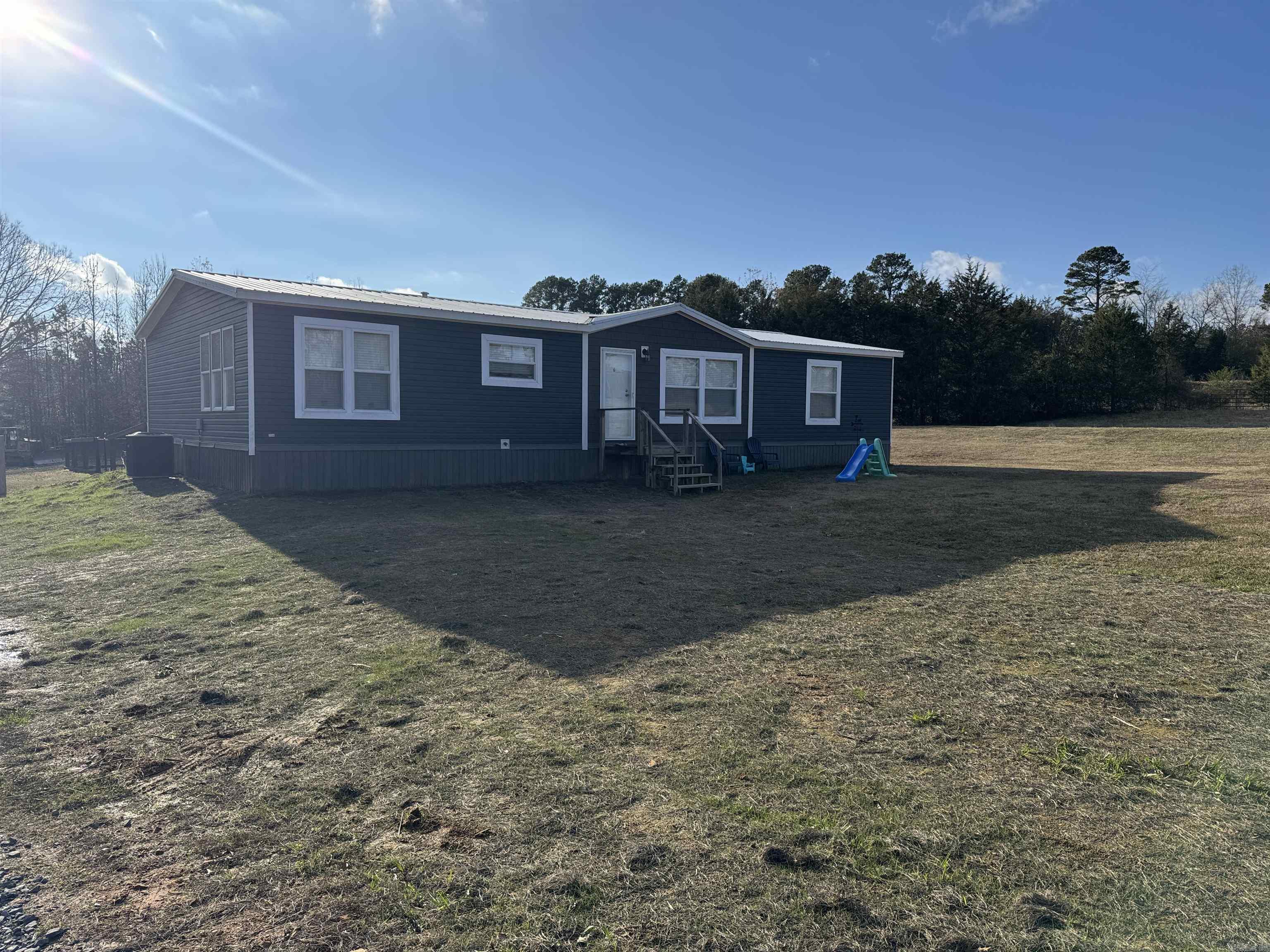 1224 Fox Chase  Greers Ferry, AR