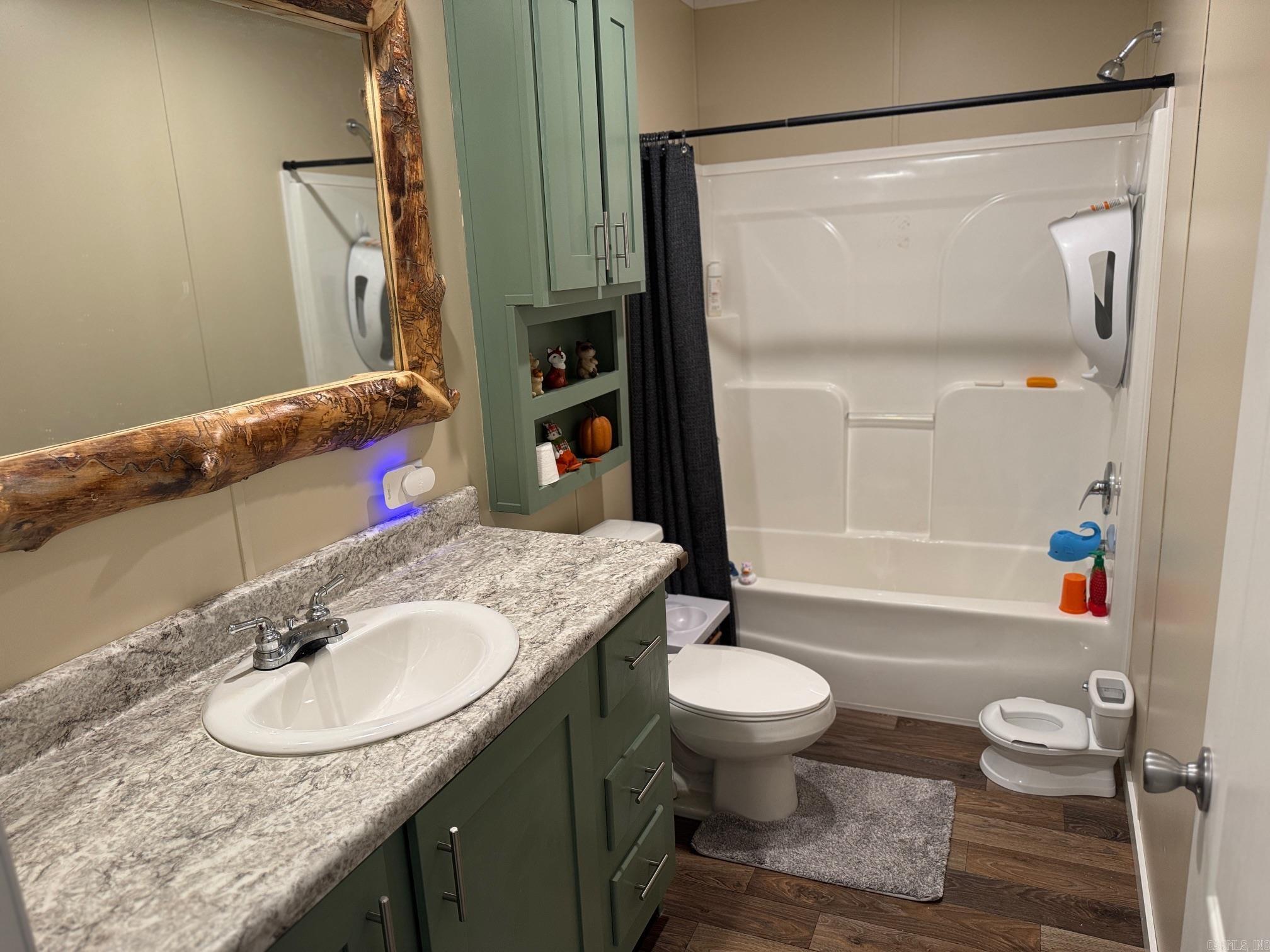 1224 Fox Chase  Greers Ferry, AR