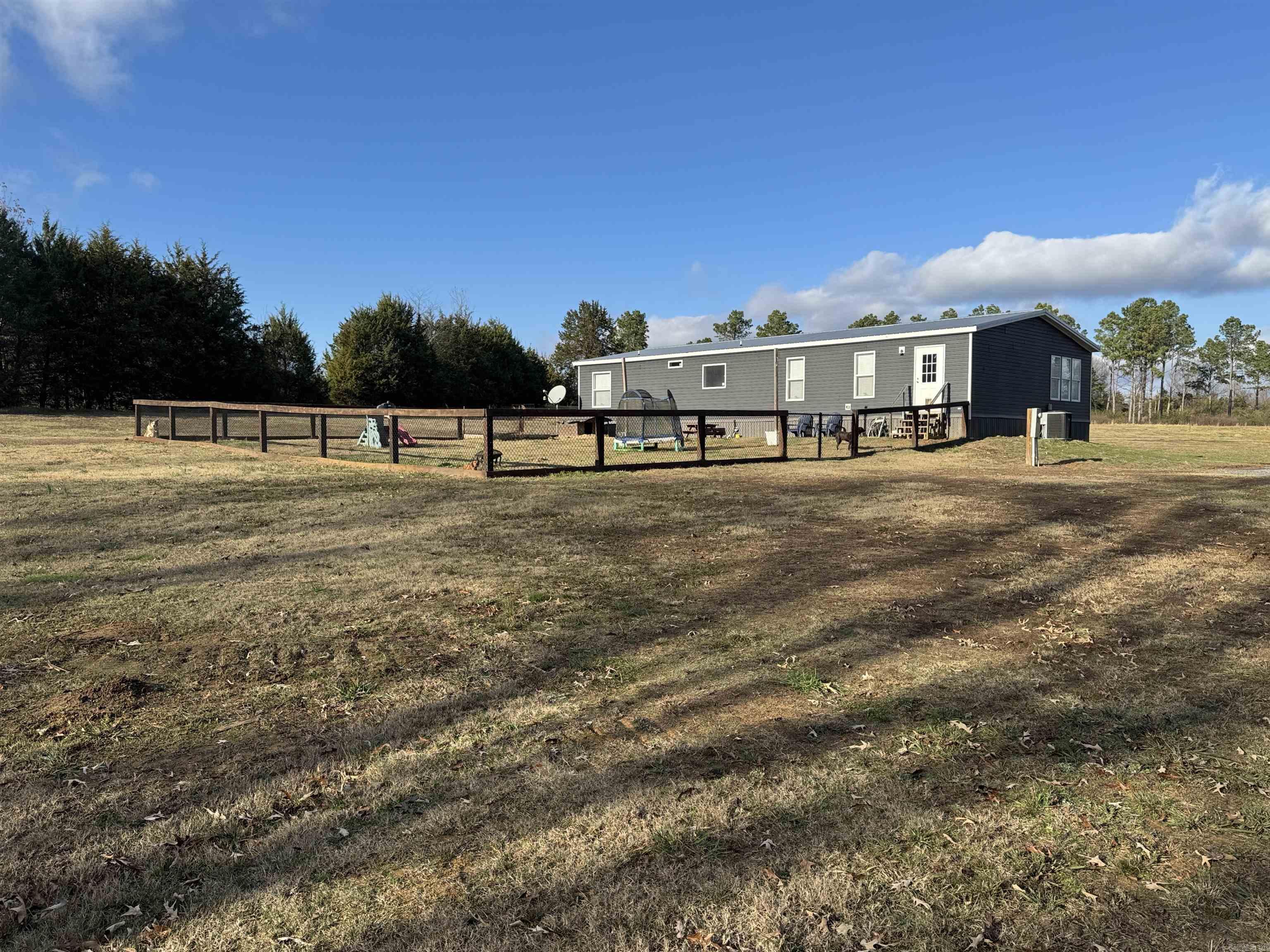 1224 Fox Chase  Greers Ferry, AR