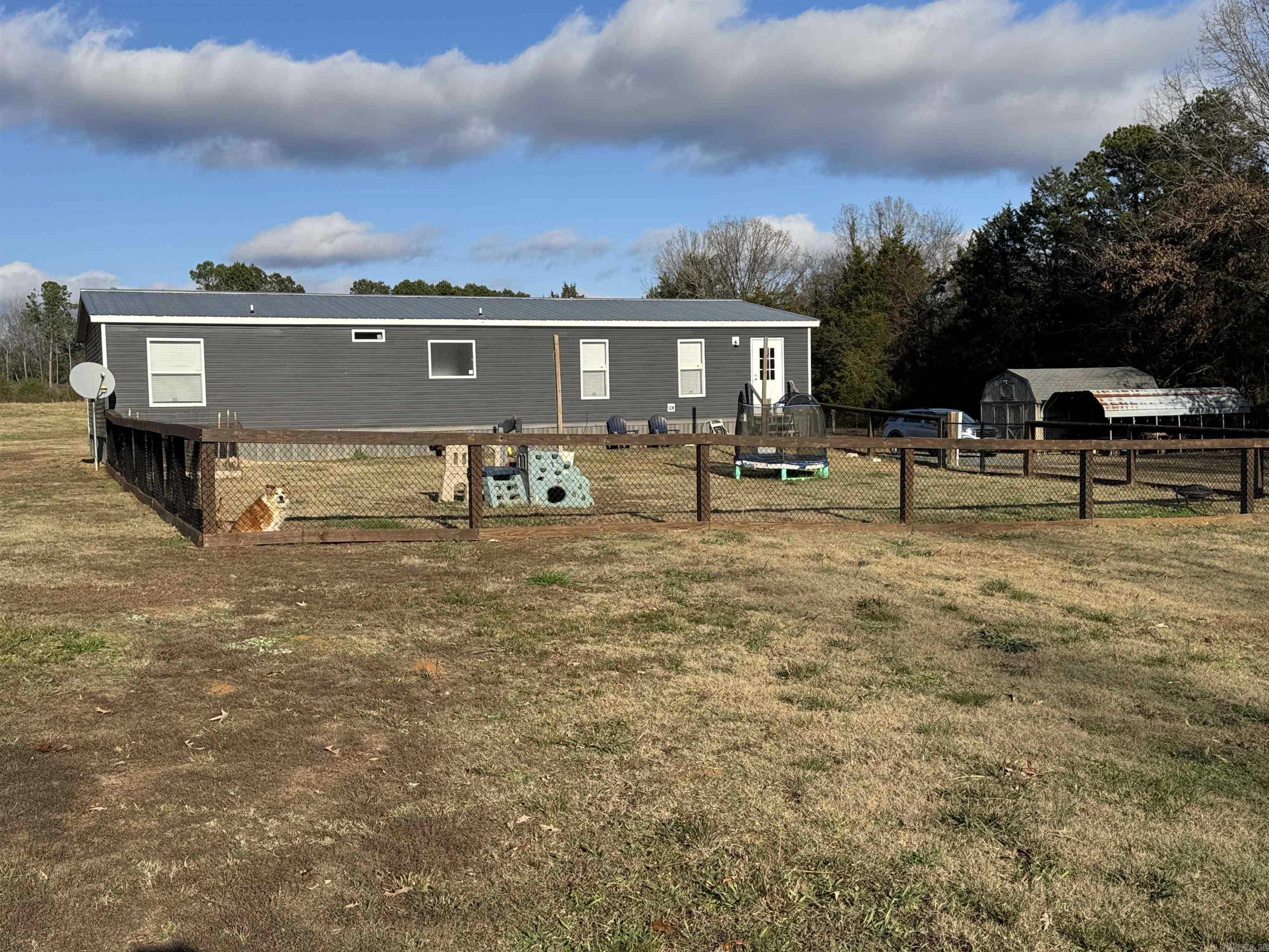 1224 Fox Chase  Greers Ferry, AR